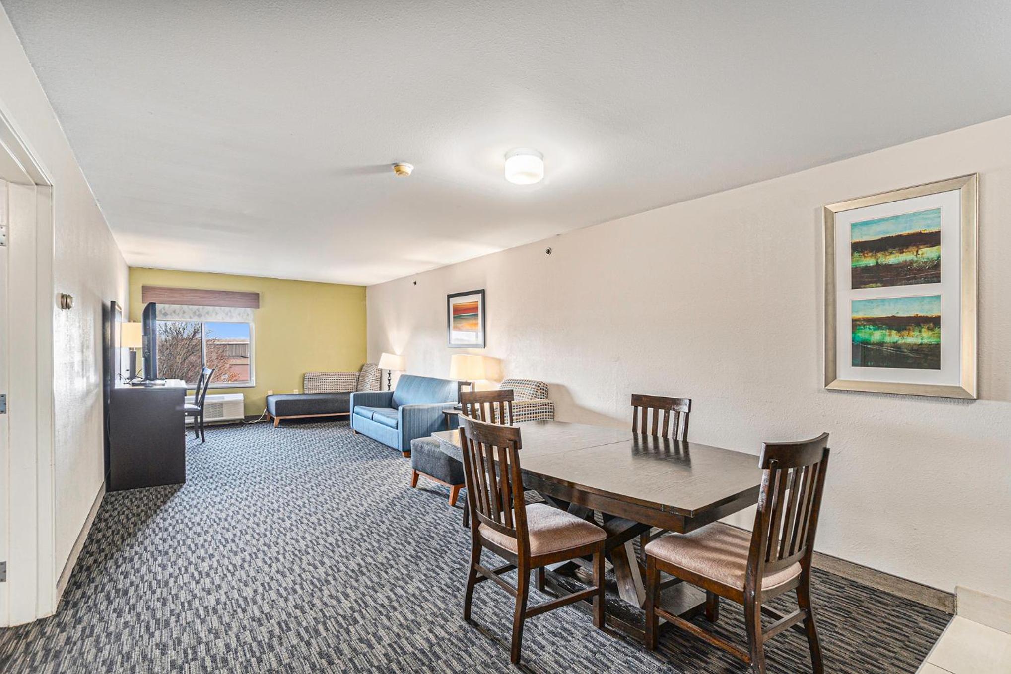 Triple Room with Whirlpool - Non Smoking - Photo 1