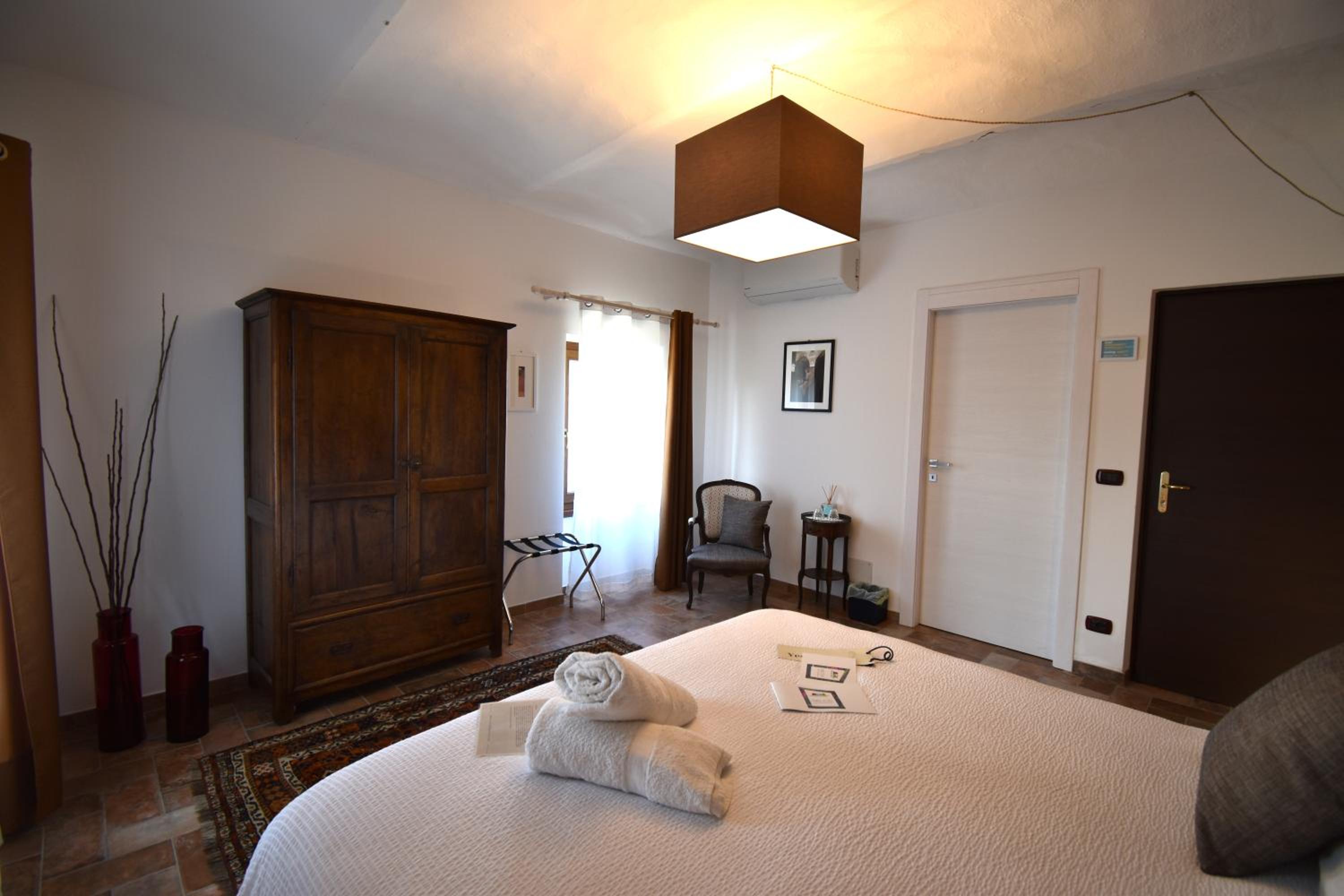 Deluxe Double Room - Photo 3