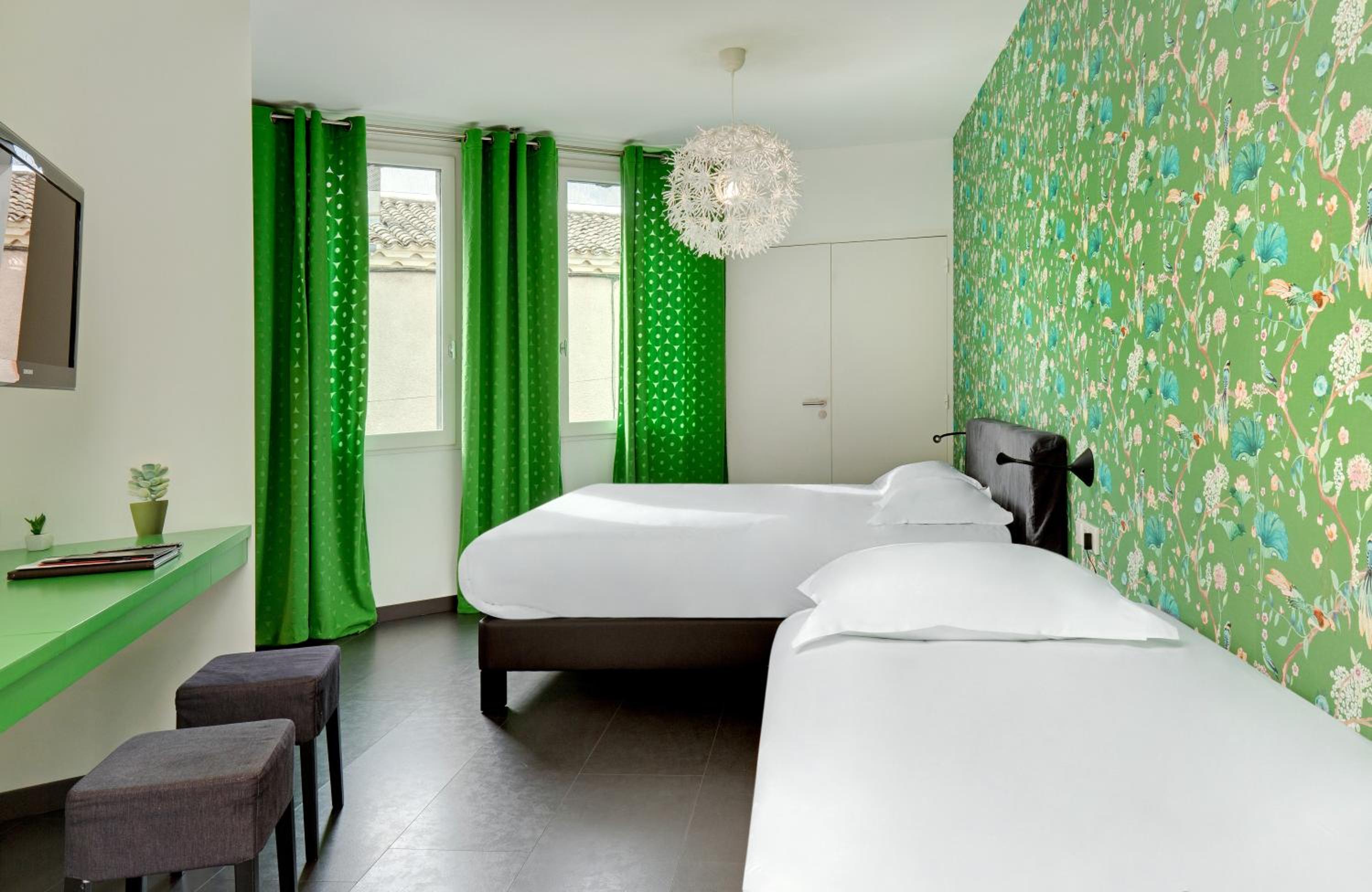 Deluxe Room - Photo 1