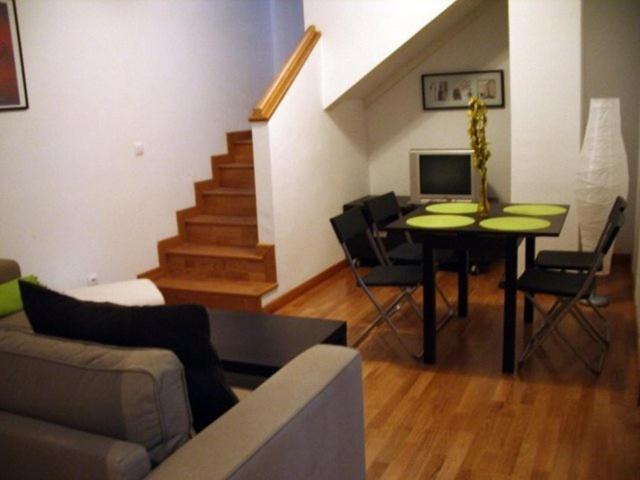 Apartamento Dúplex con Terraza (2 dormitorios)
