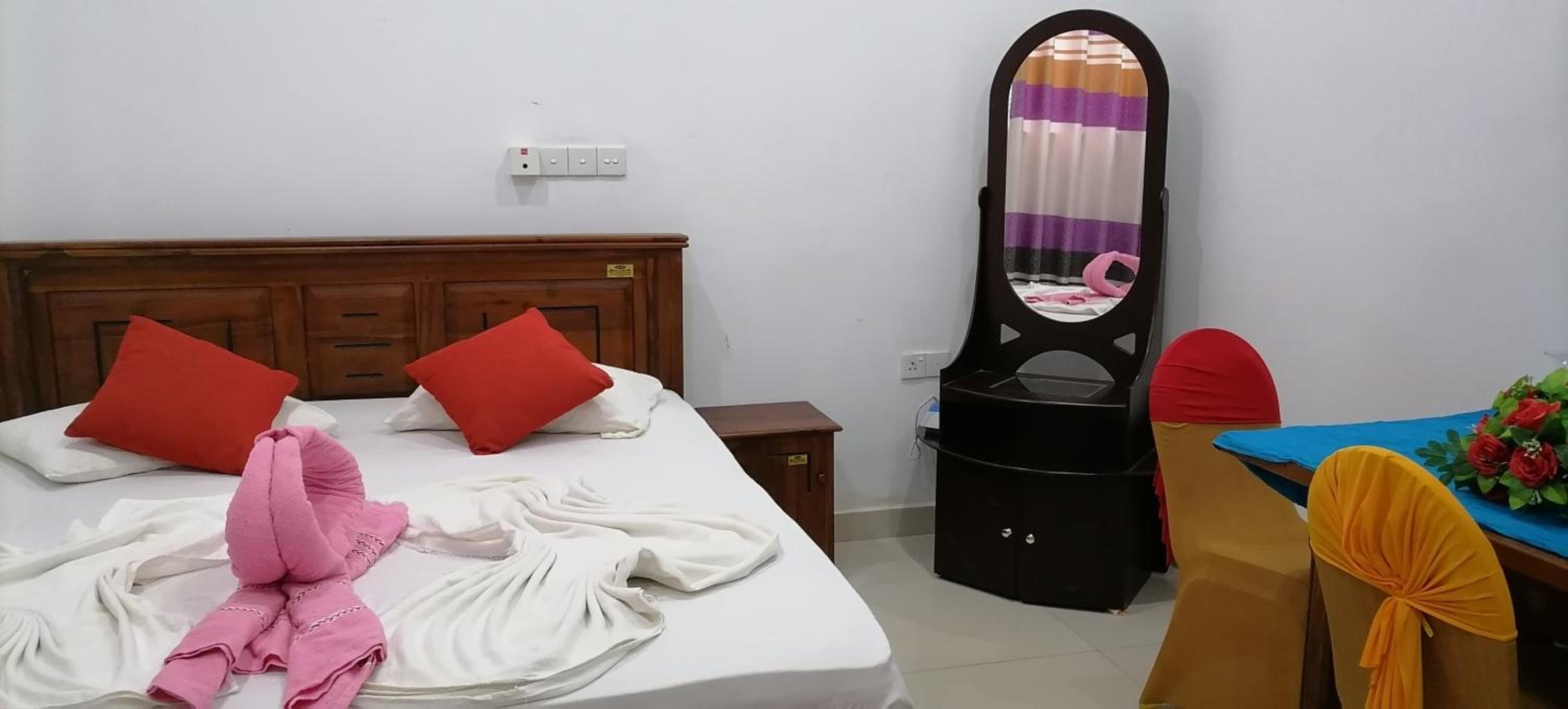 Budget Double Room photo 1