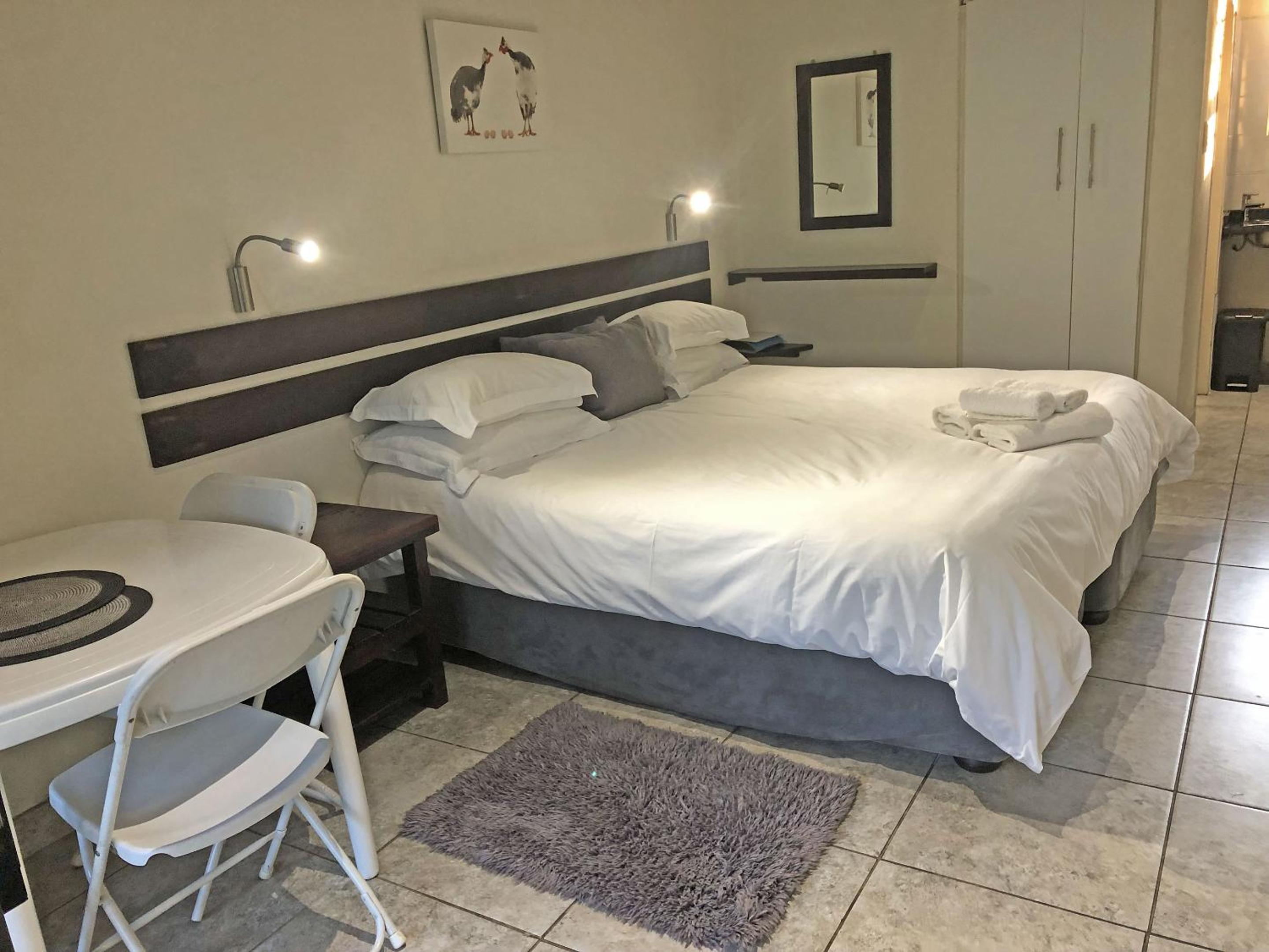  Double Room - Photo 1