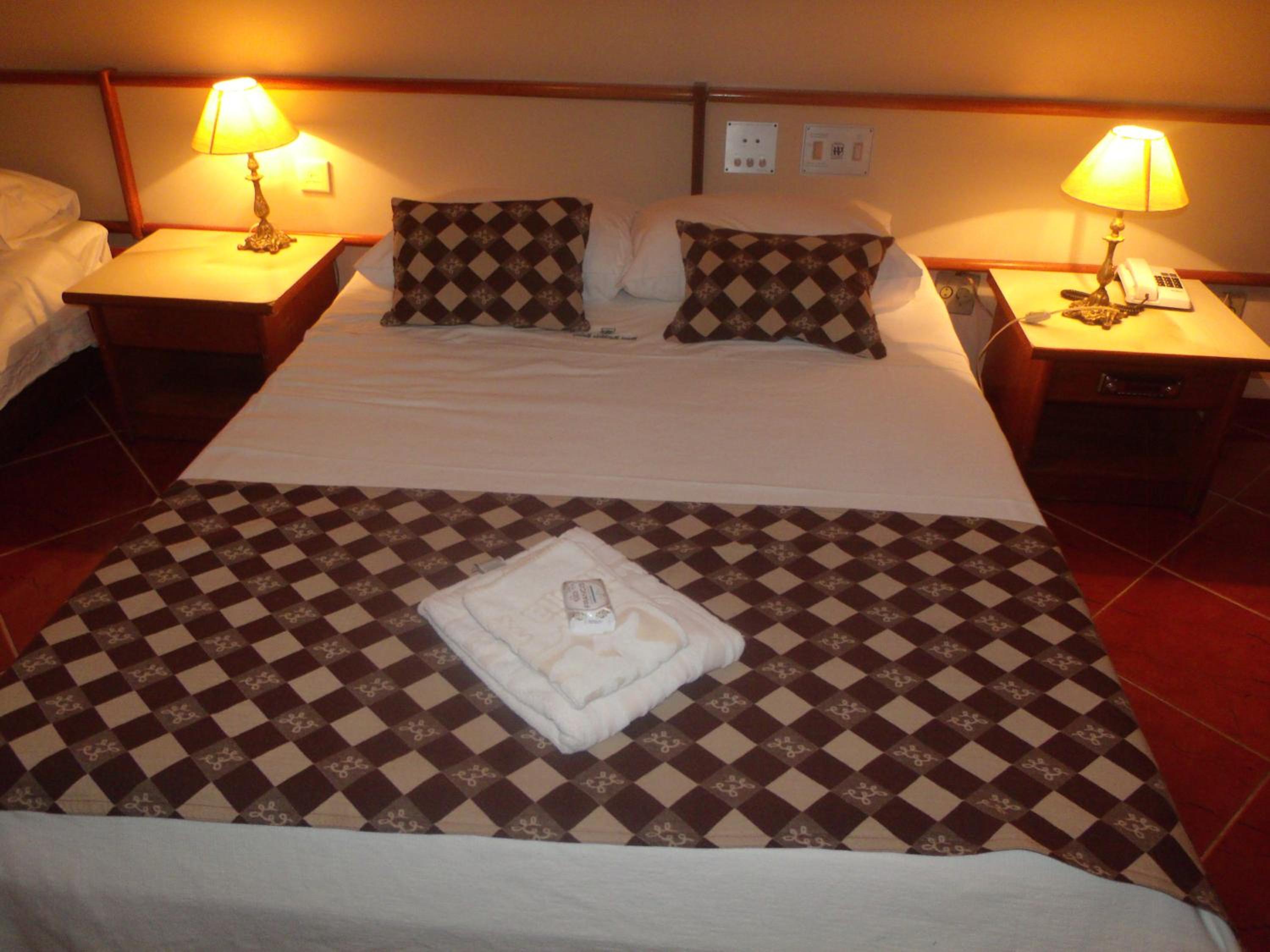 Standard Double Room - Photo 4