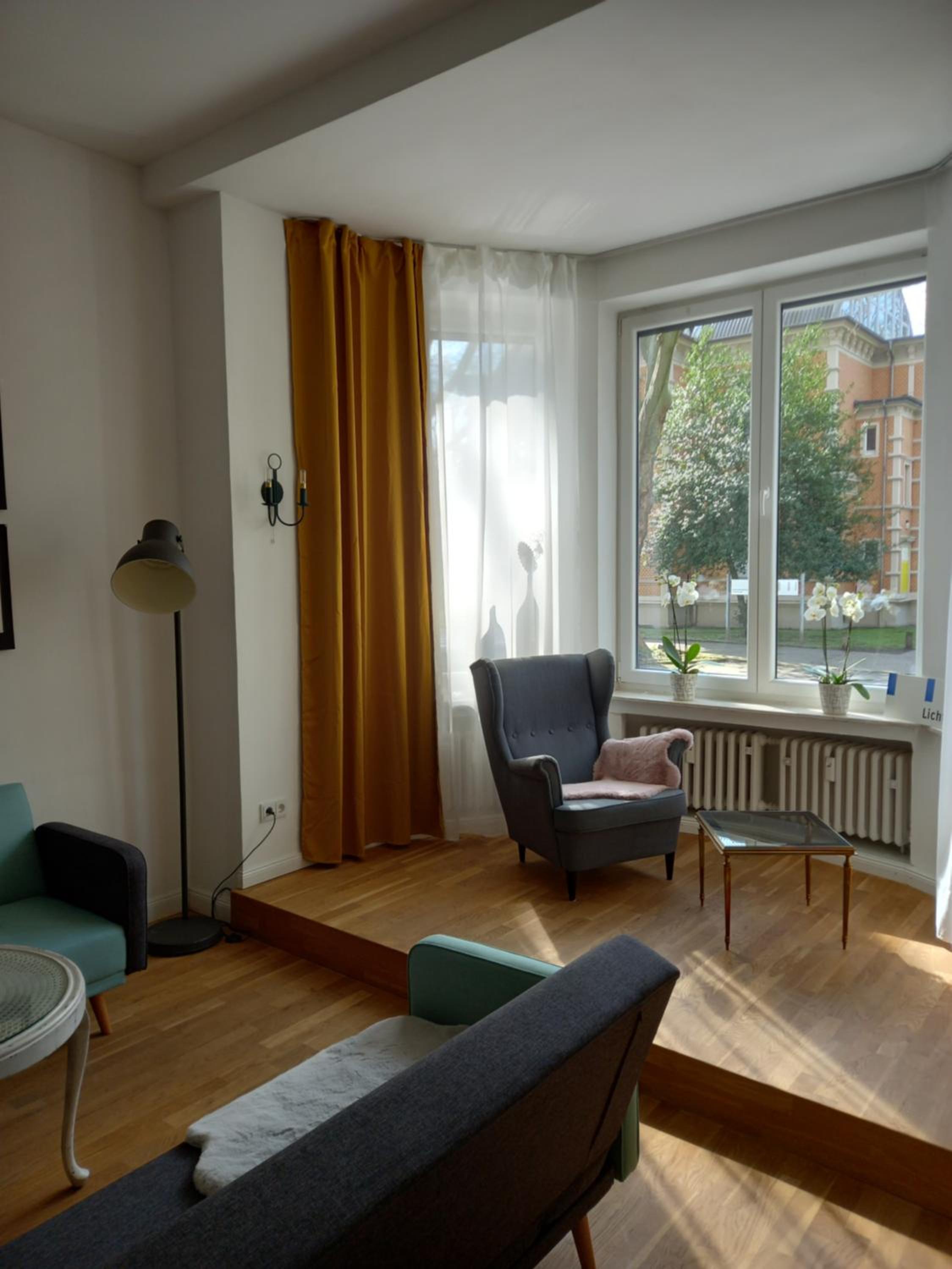 One-Bedroom Apartment photo 1