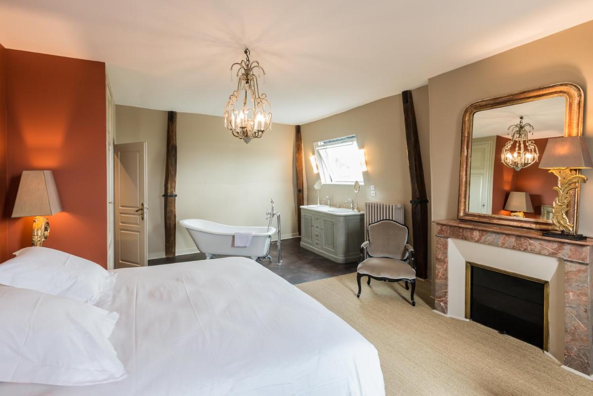 Deluxe Double or Twin Room with Bathroom (30m) photo 1