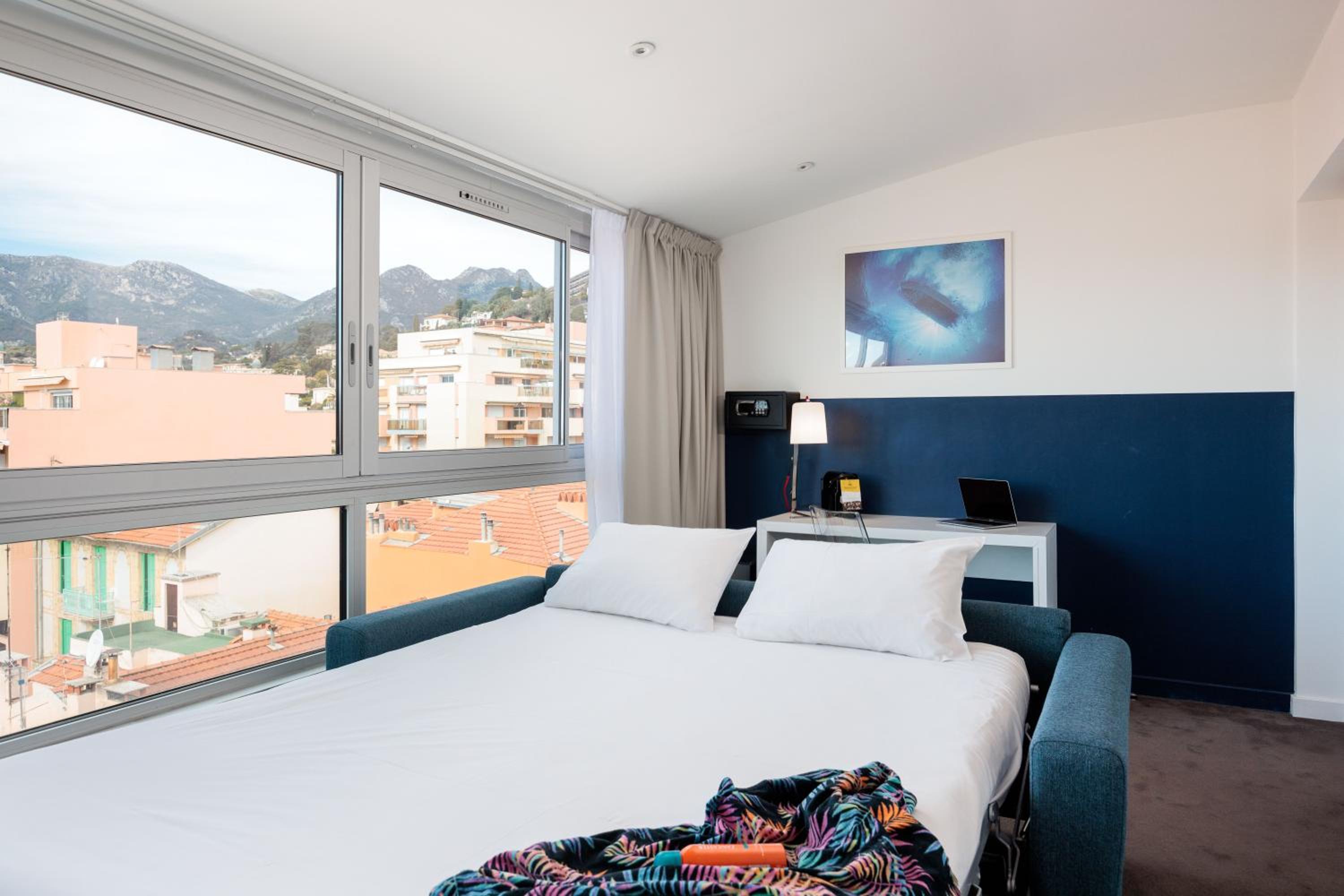 Standard Family Suite - Photo 2