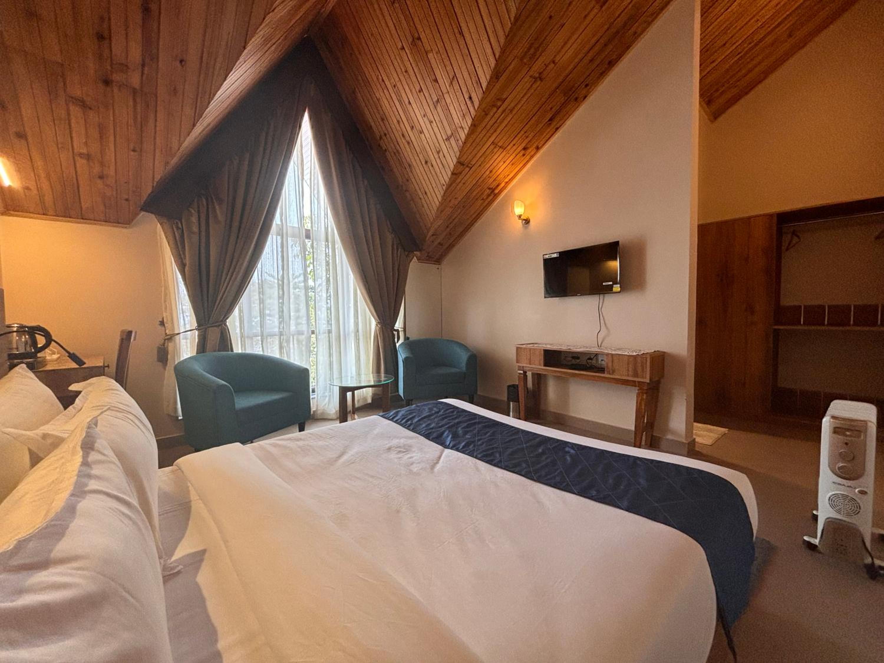 King Room With Mountain View photo 3
