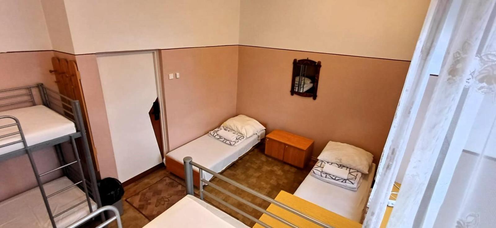 Bunk Bed in Mixed Dormitory Room photo 2