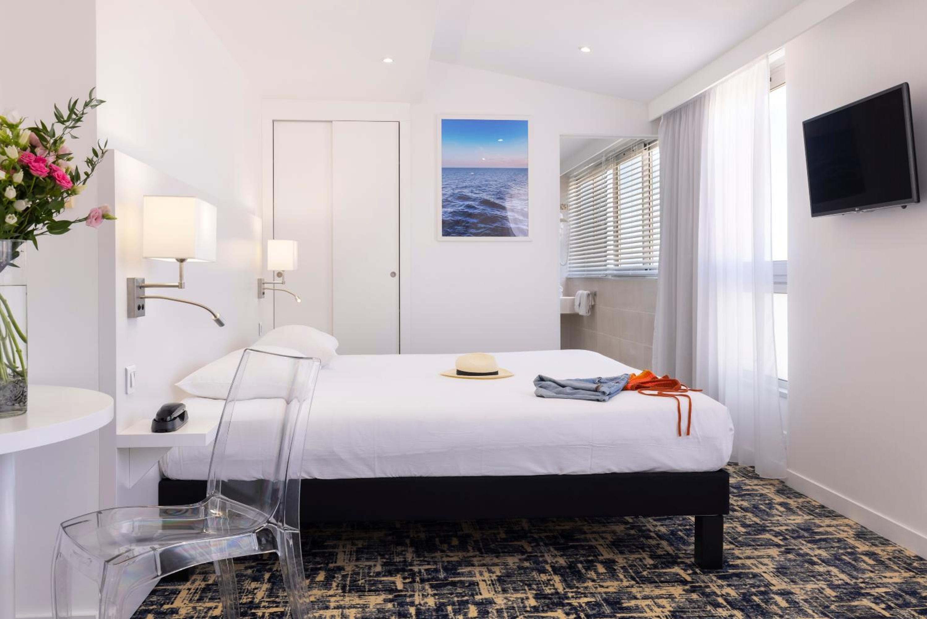 Standard Family Suite - Photo 14