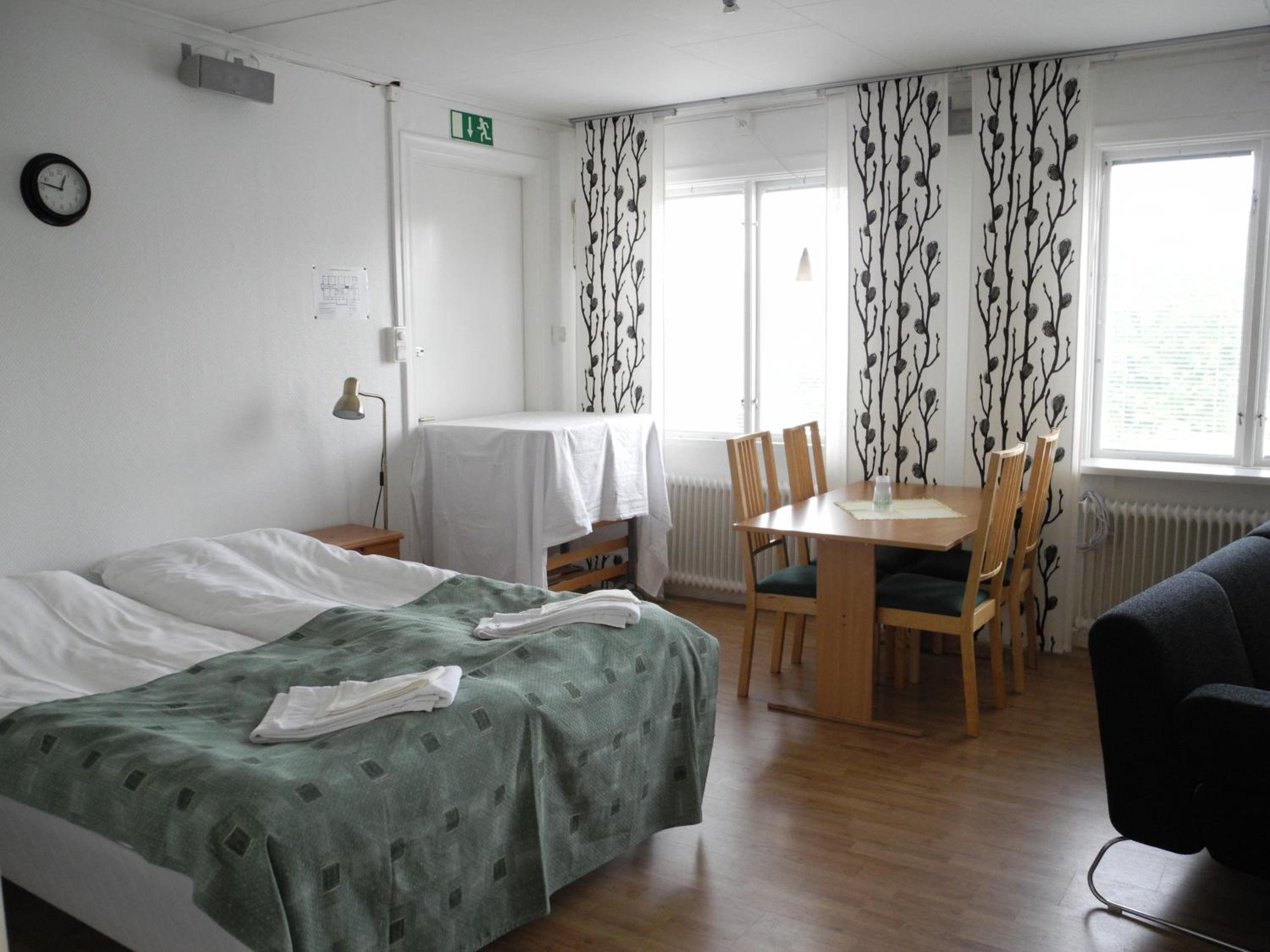 Quadruple Room with Shared Bathroom photo 1