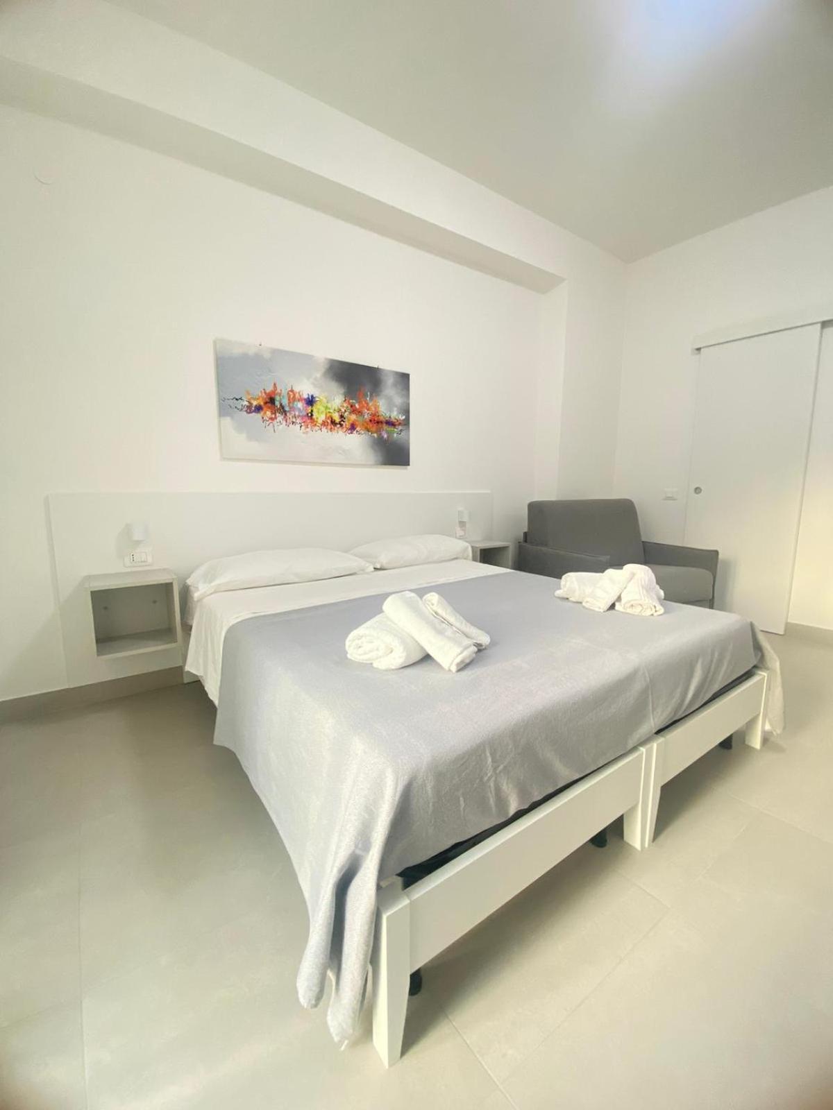 One-Bedroom Family Apartment photo 2