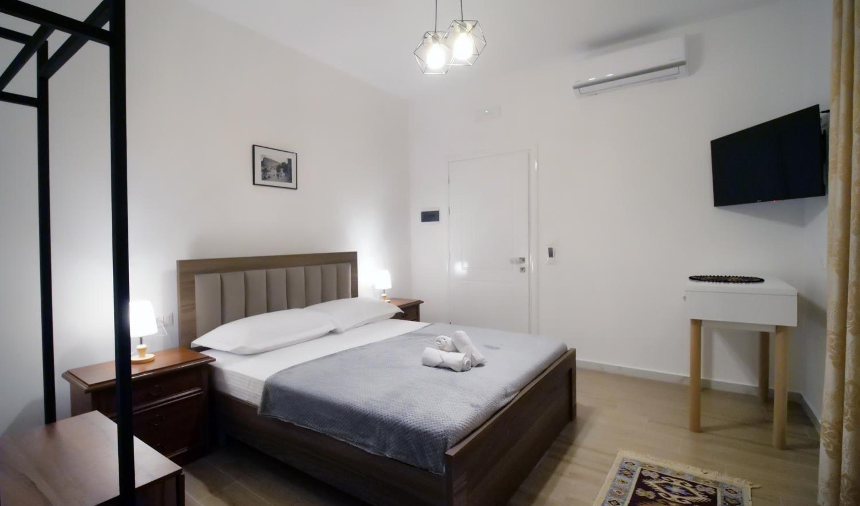King Room with Garden View