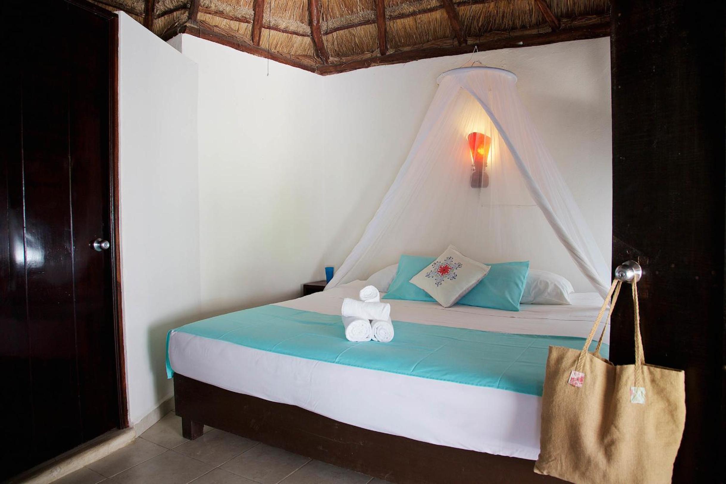 Standard Double Room - Photo 23