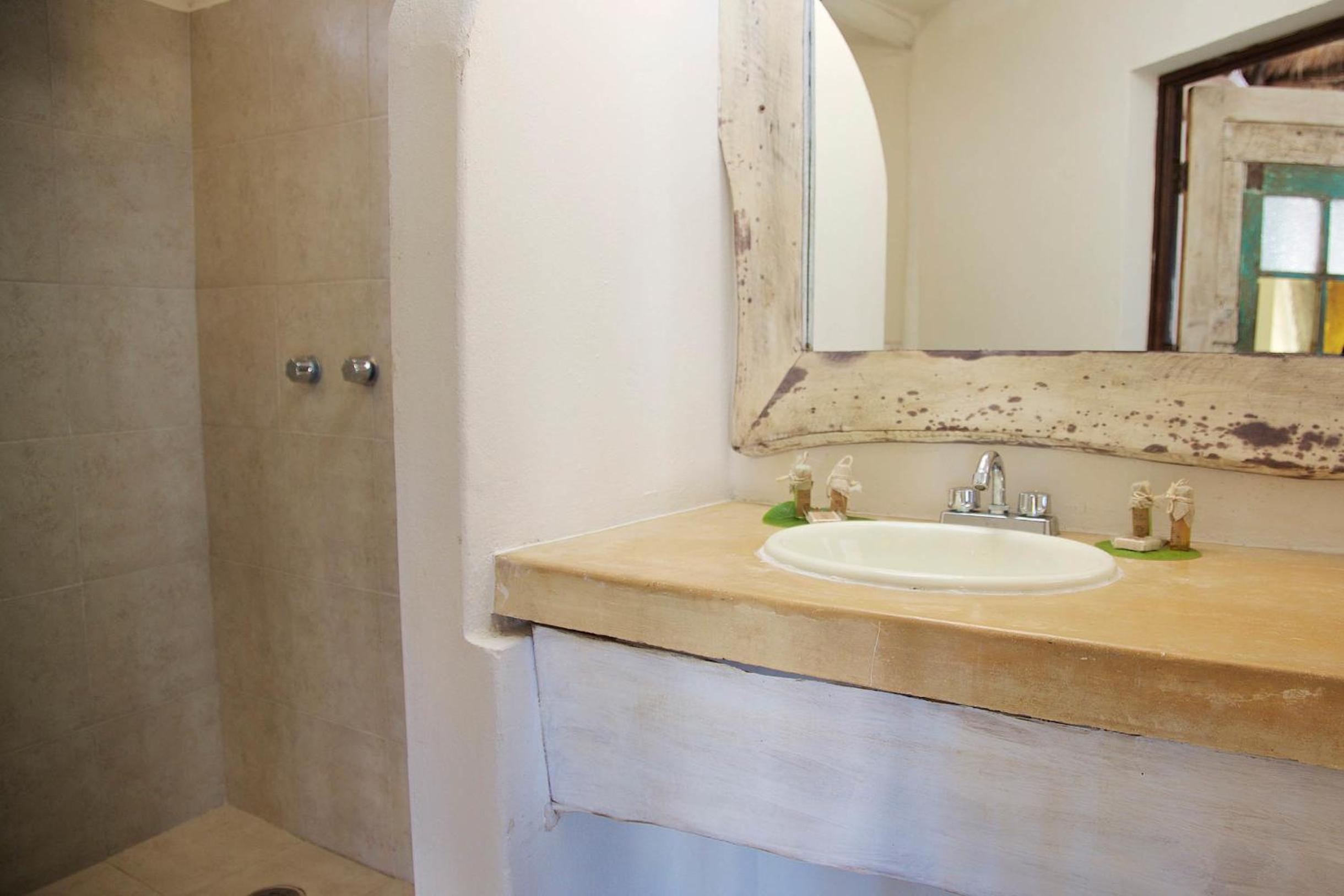 Royal Double Room - Photo 21