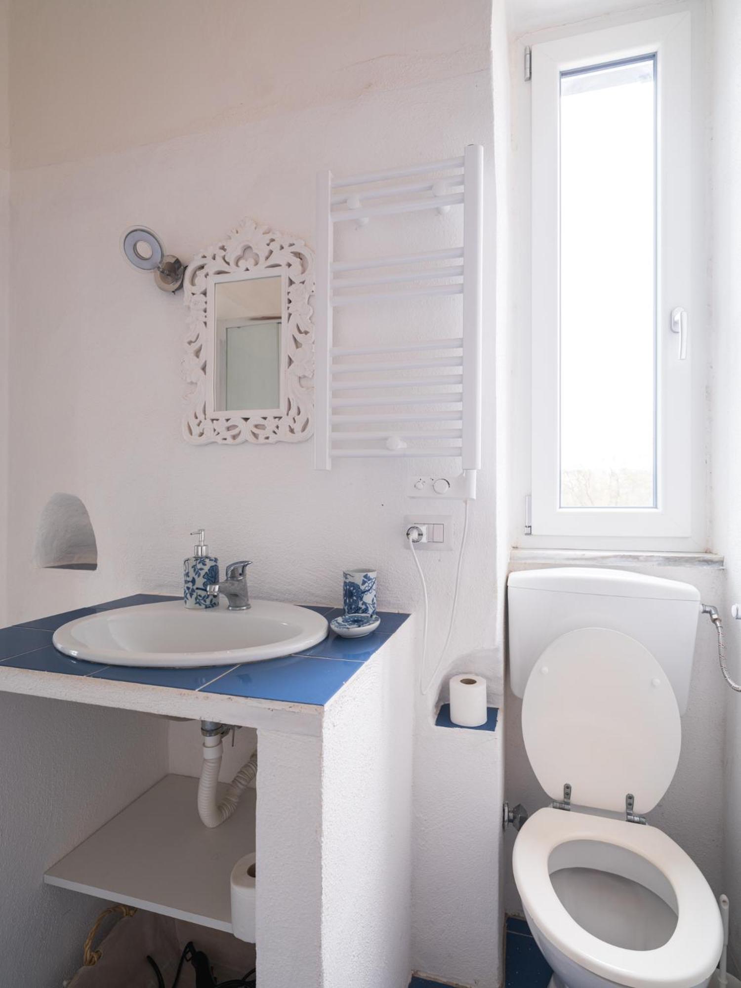 Double Room with Private Bathroom photo 3