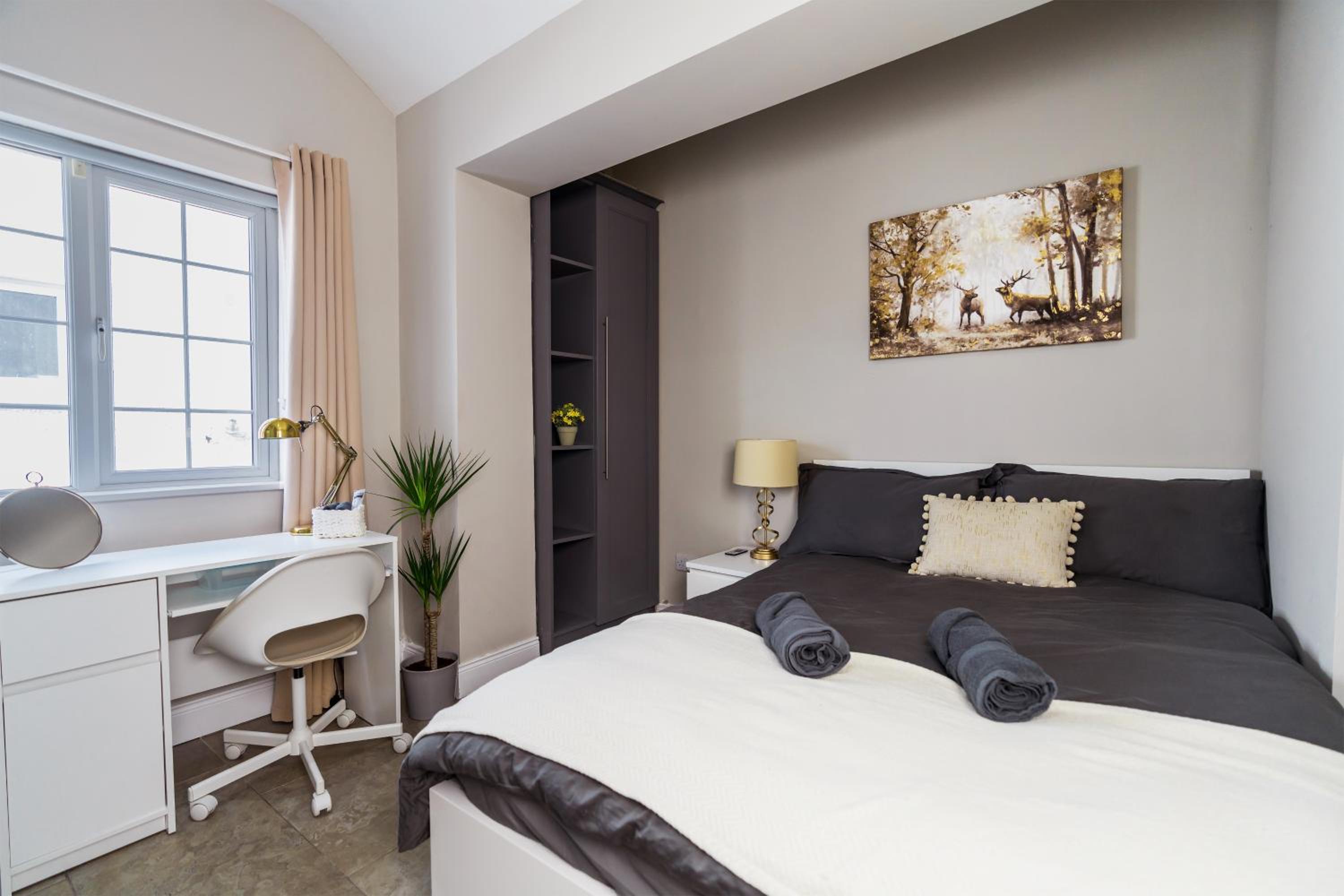 Double Room with Shared Bathroom