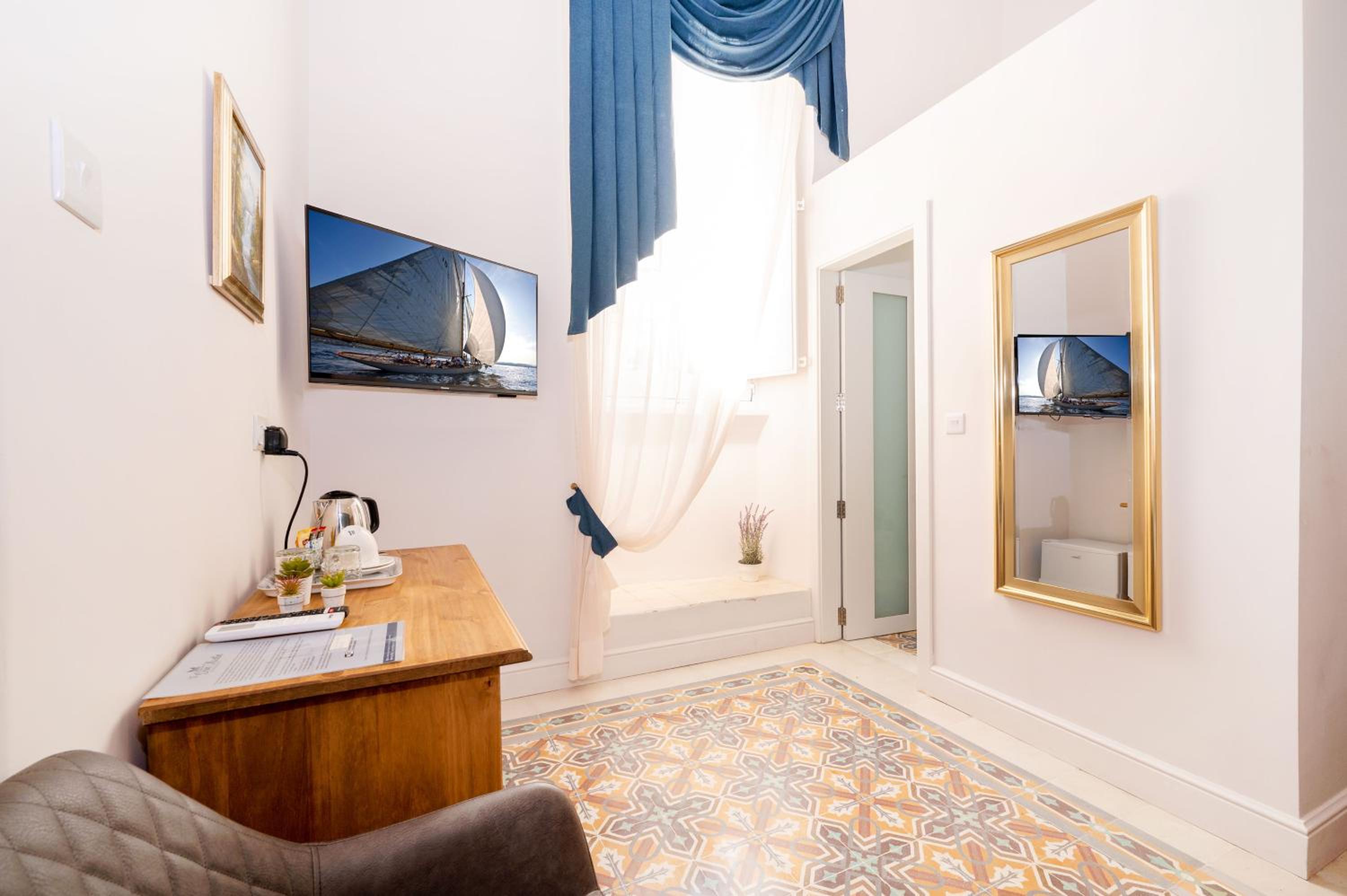 Economy Double Room