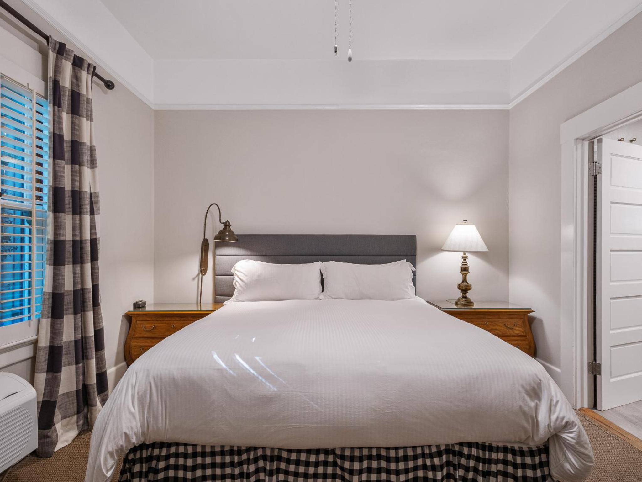 Double Room - Photo 1