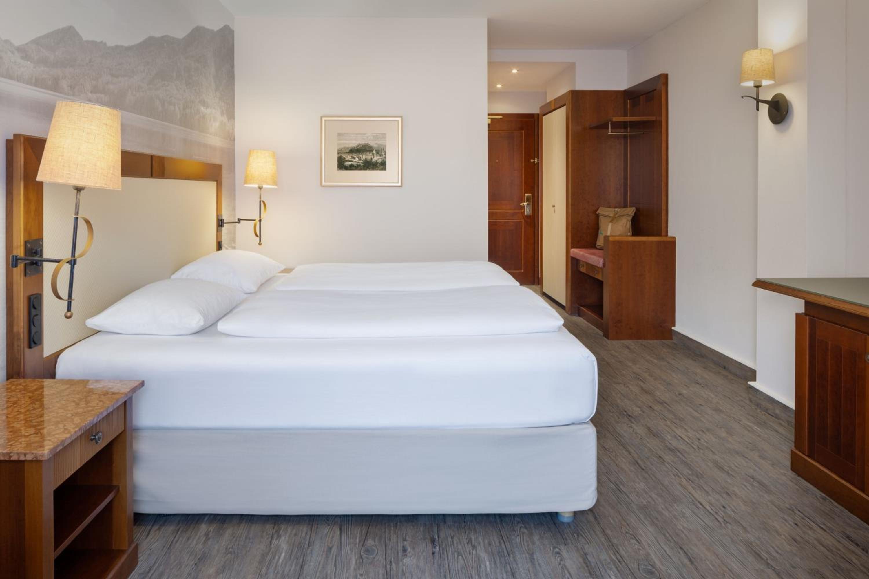 Classic King Room - Photo 3
