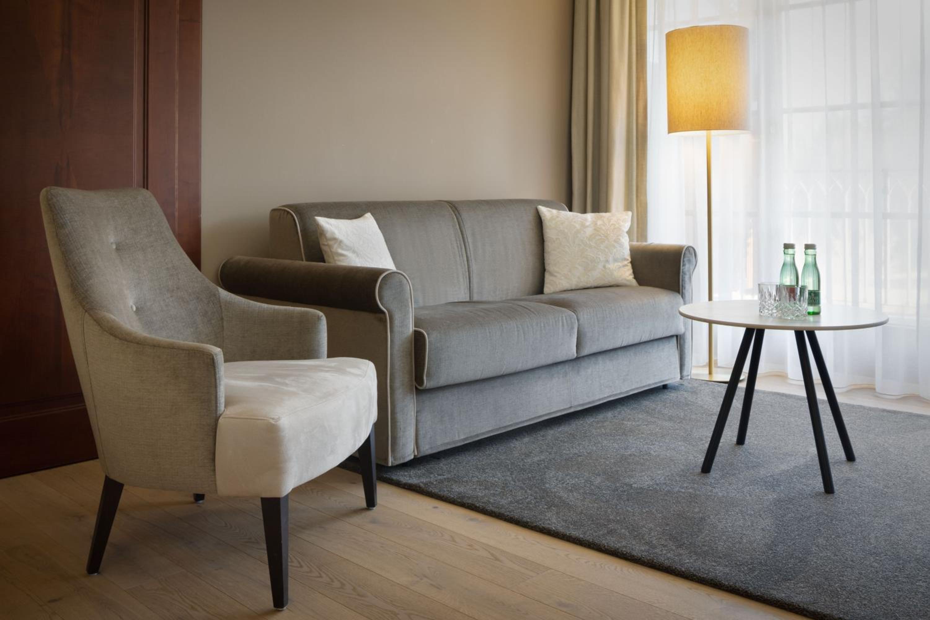 Superior King Suite with Sofa Bed and Garden View - Photo 5