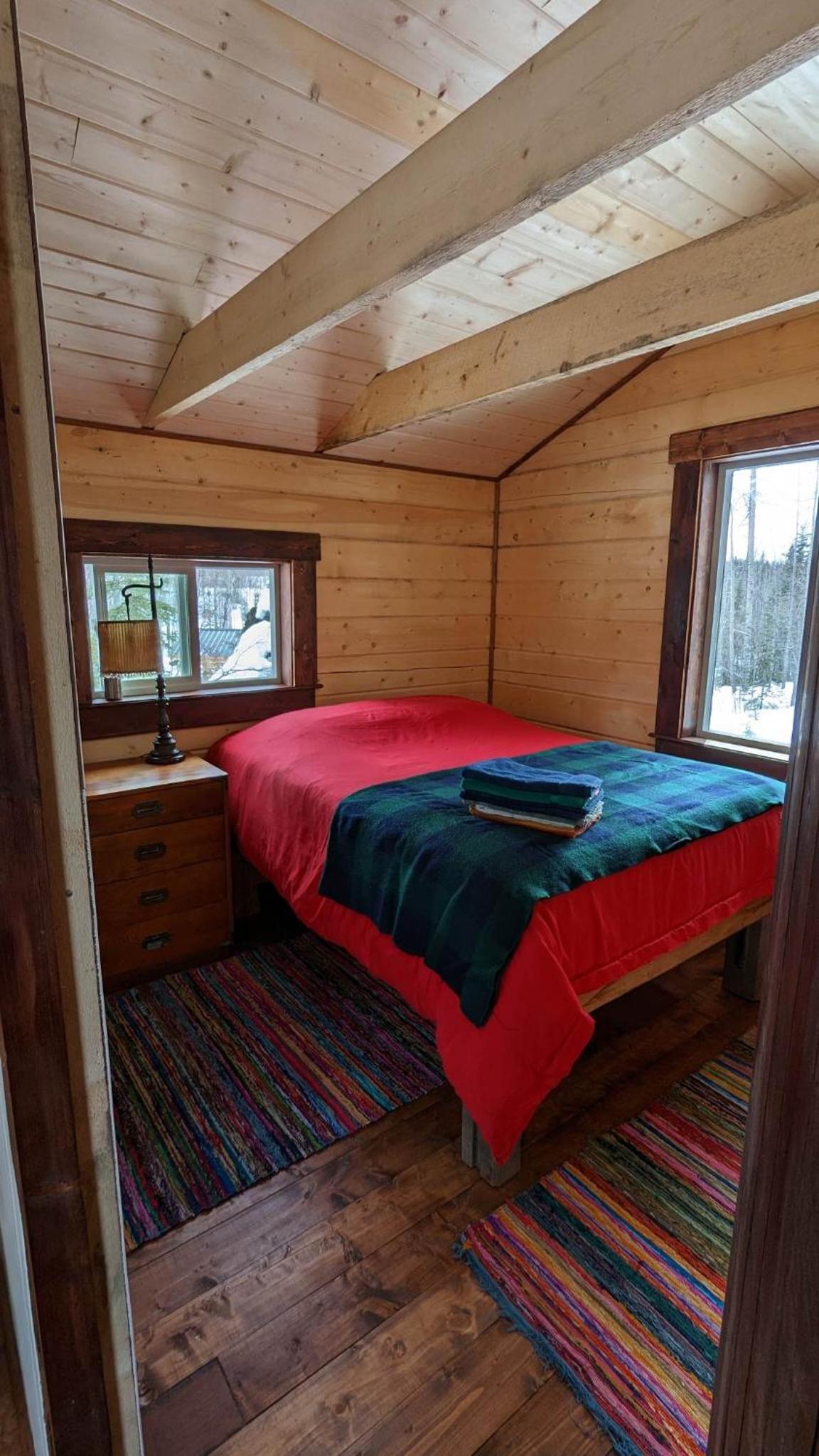 Two-Bedroom House - Photo 20