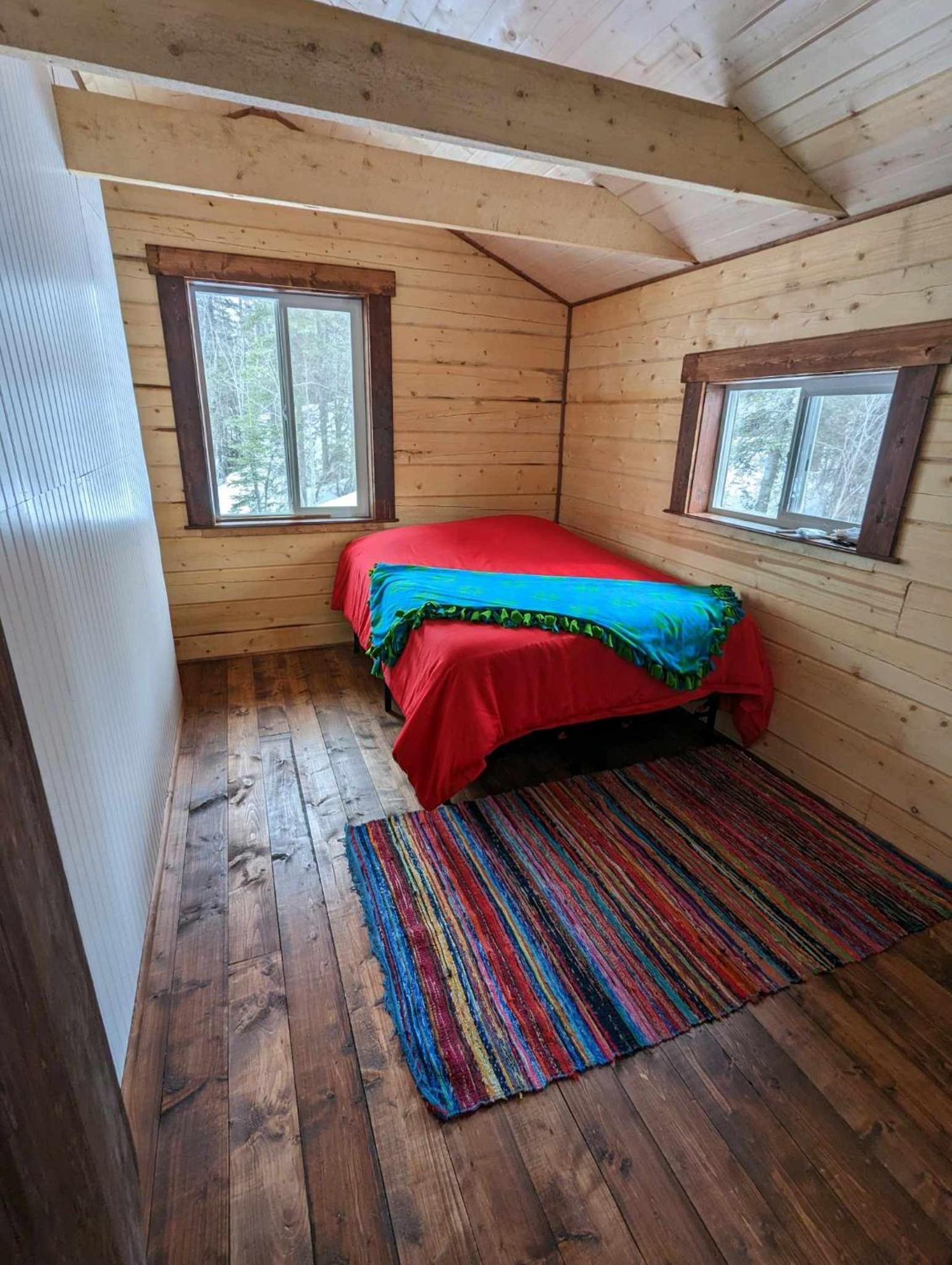 Two-Bedroom House - Photo 21