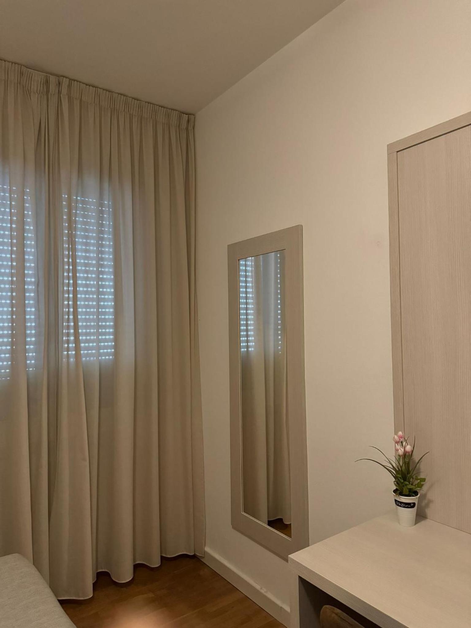 Double or Twin Room - Photo 1