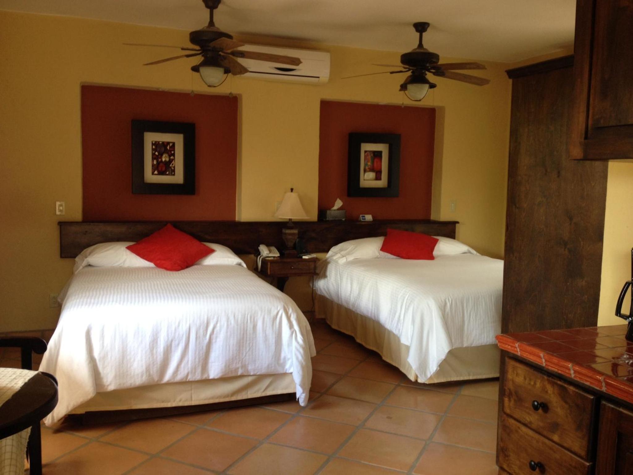 Suite Cortes