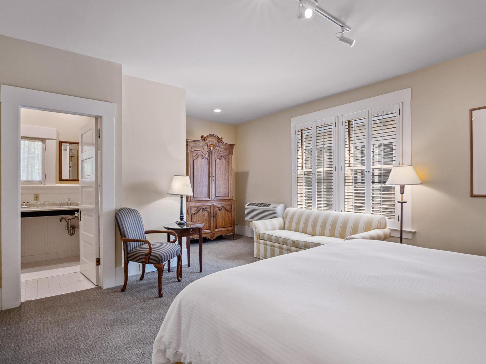 Junior King Room  - Photo 1