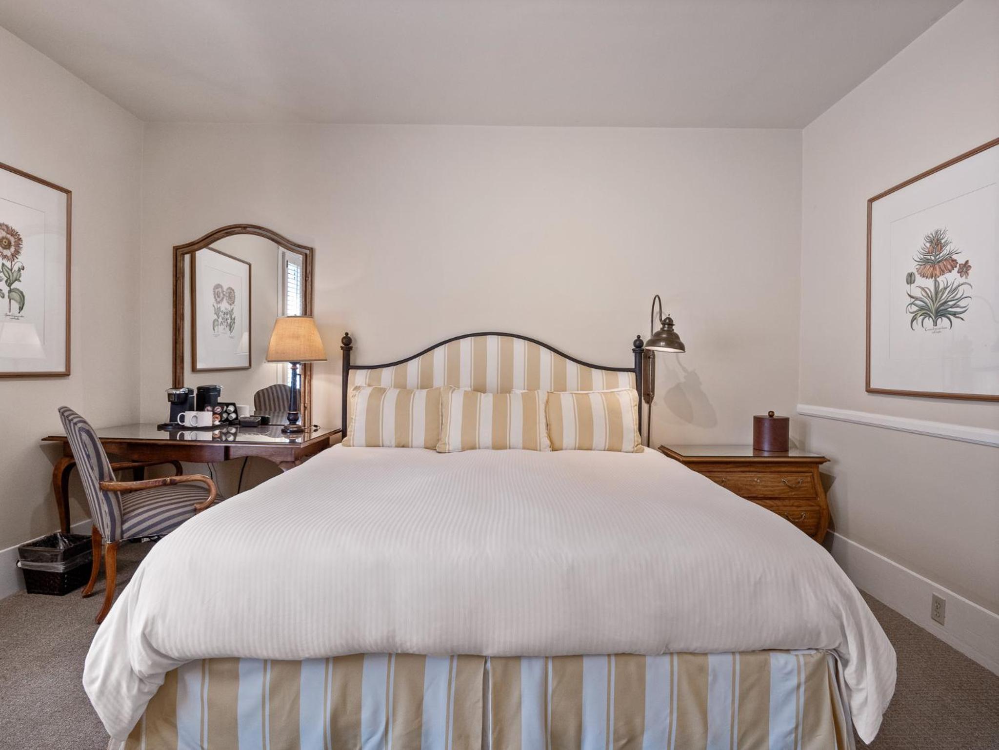 Junior King Room  - Photo 5