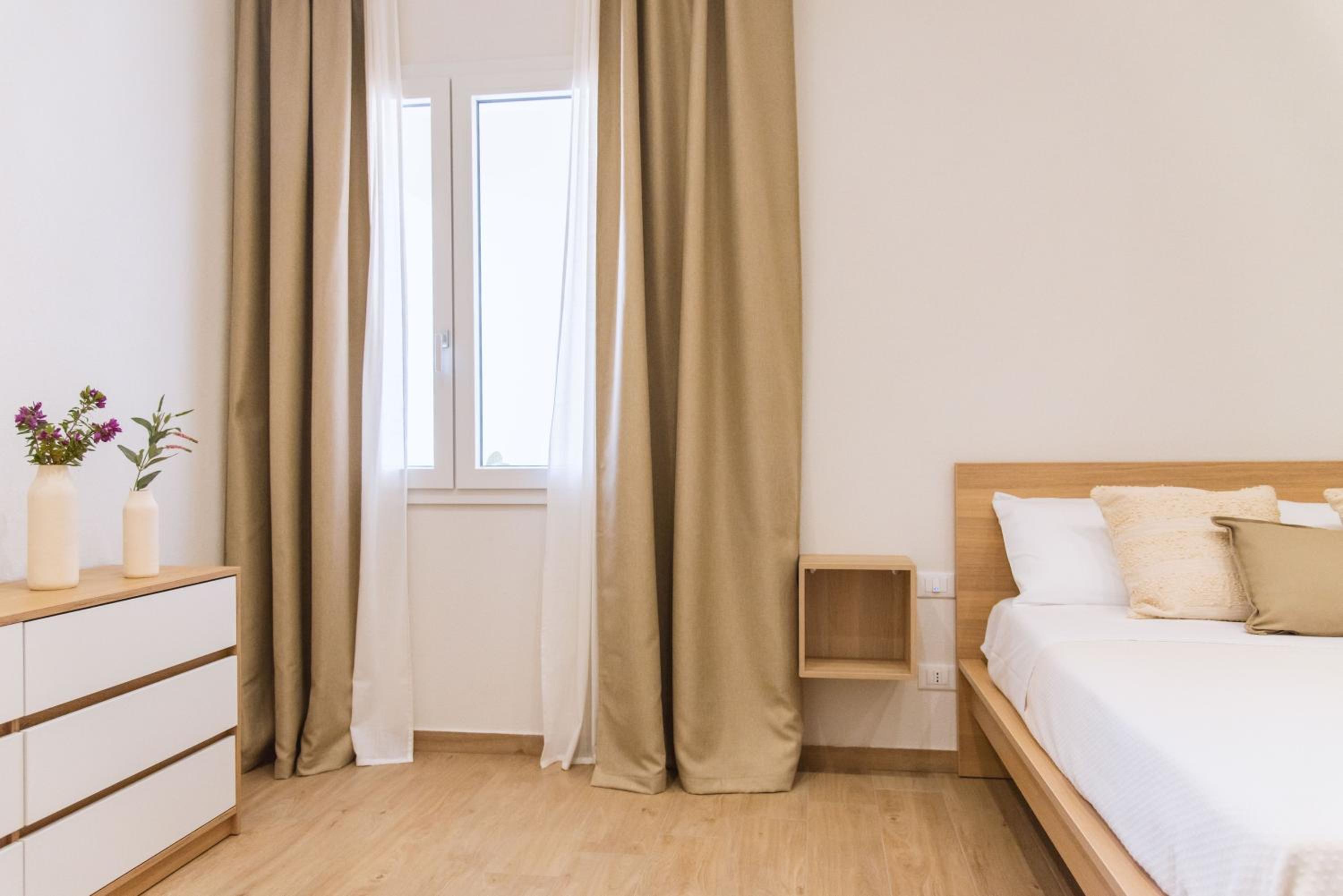 One-Bedroom House photo 1