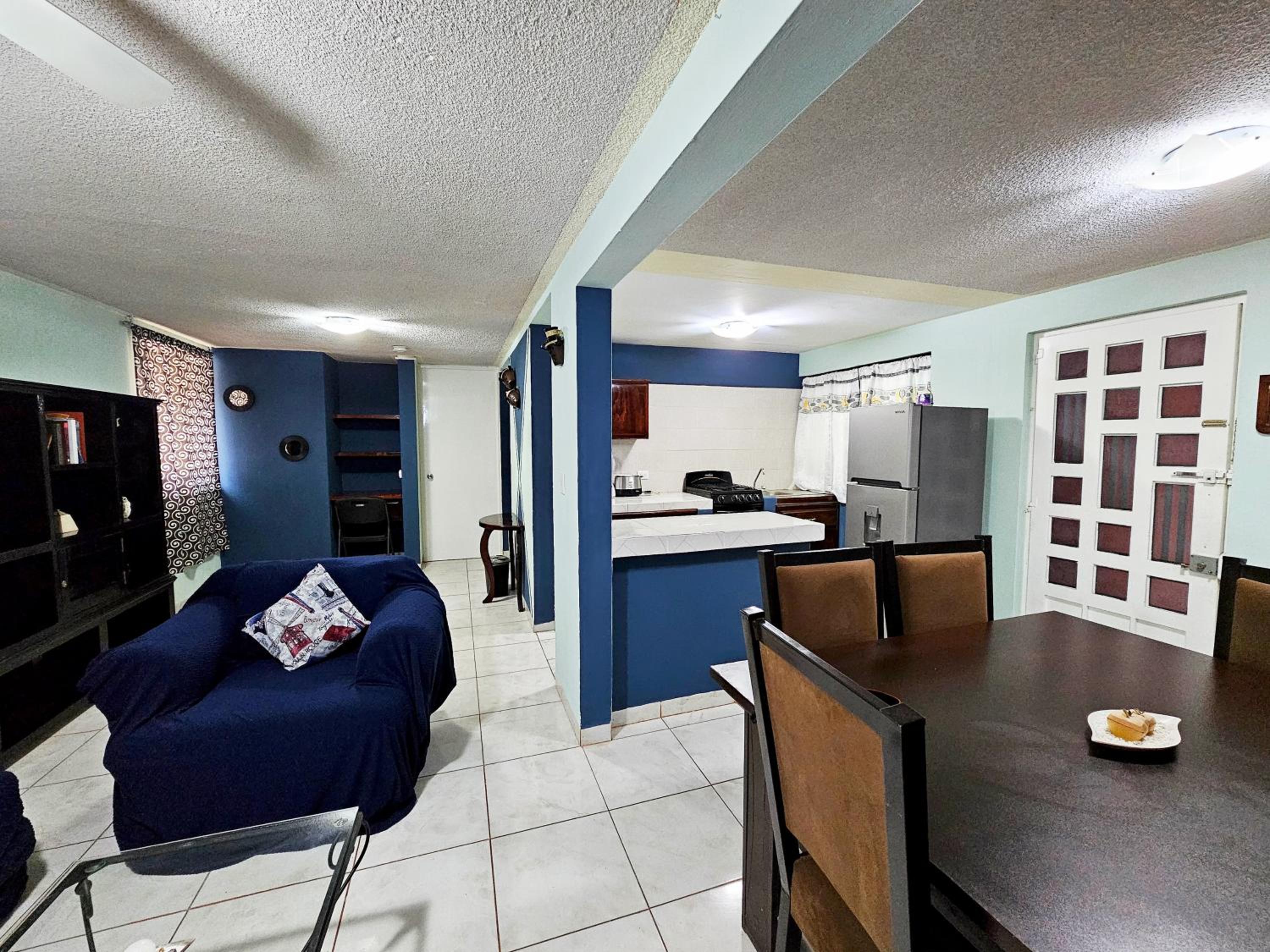 Three-Bedroom Apartment photo 2