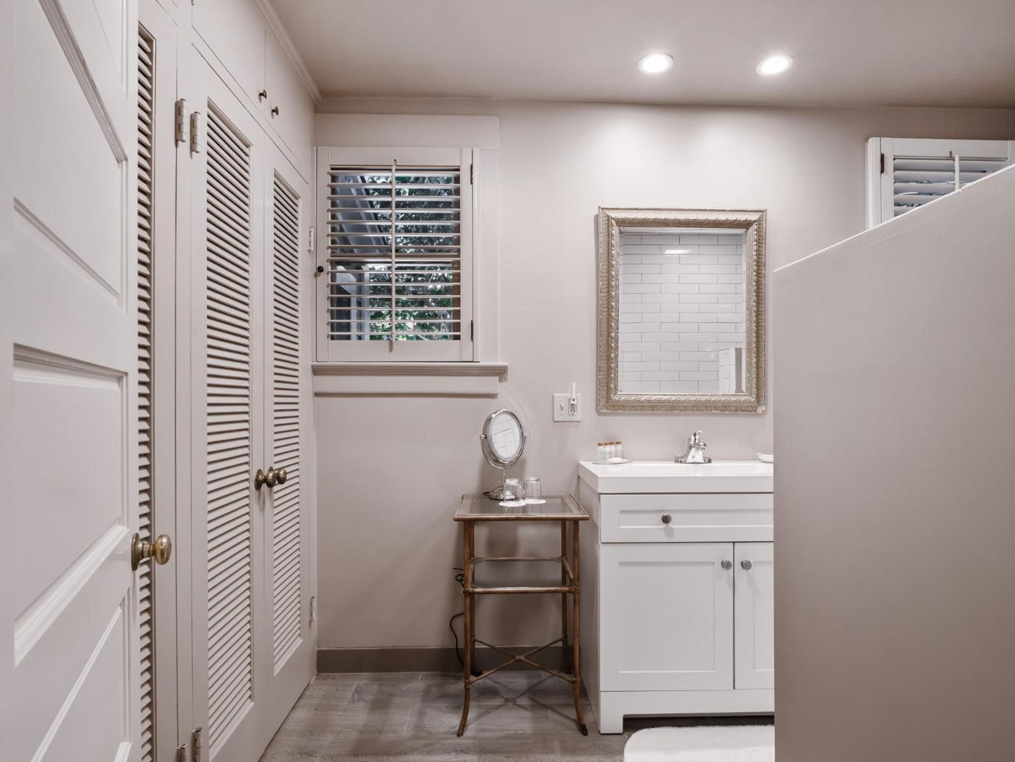 Double Room - Photo 10