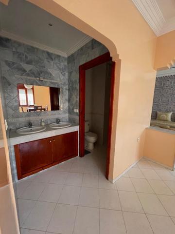 Two-Bedroom House - Photo 9