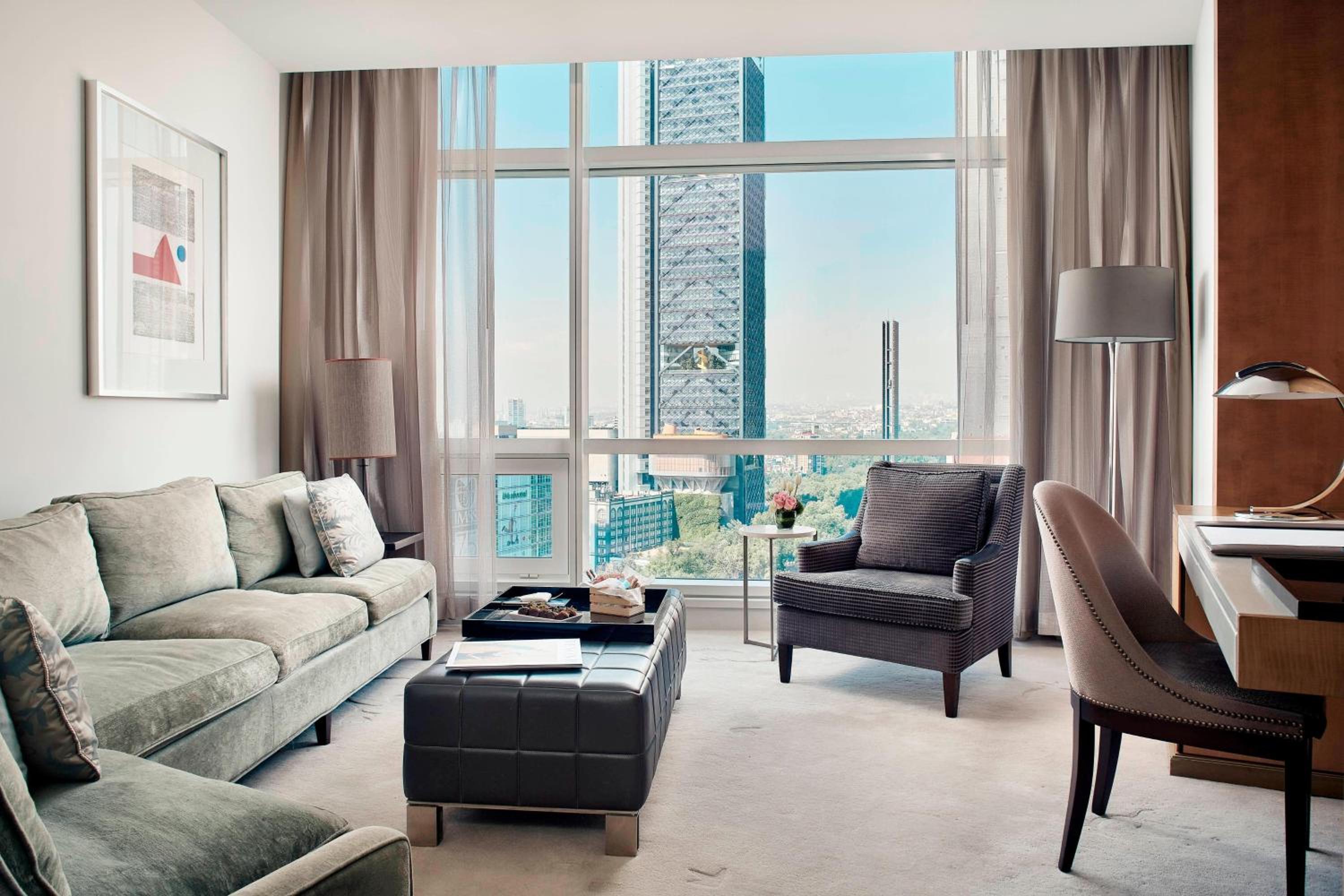 Executive Butler Service, Executive Suite, 1 King