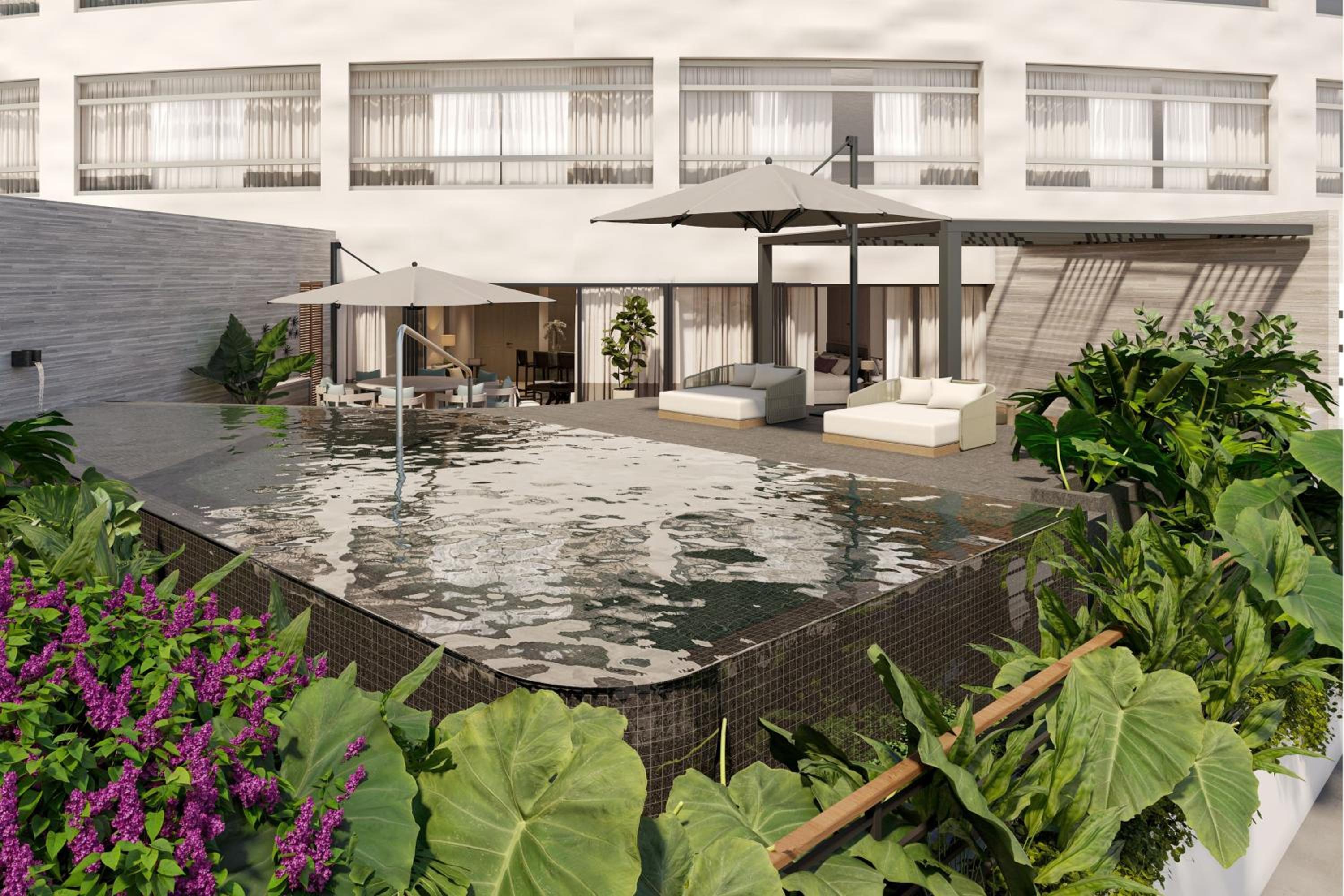 King Suite with Private Pool - Butler Service