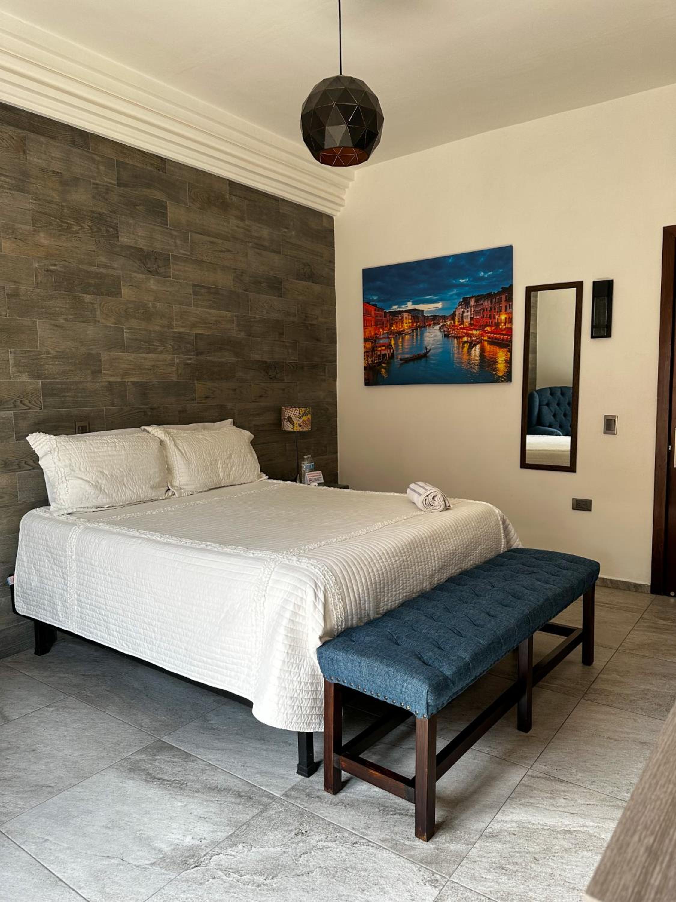 Deluxe Single Room photo 3