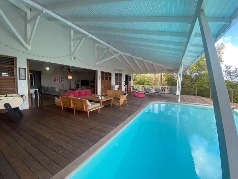 Three-Bedroom Villa photo 3