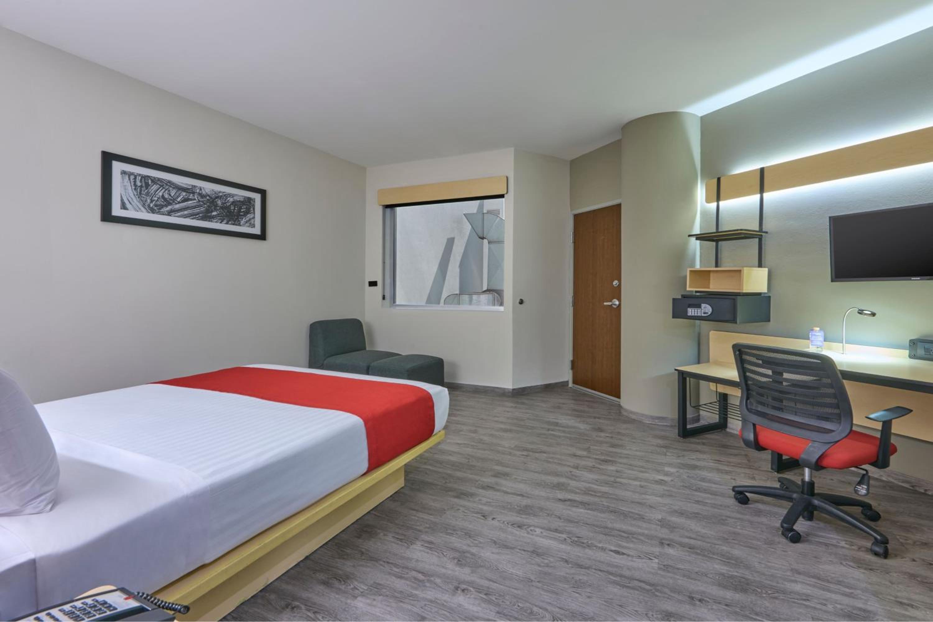 Queen Room - Photo 4