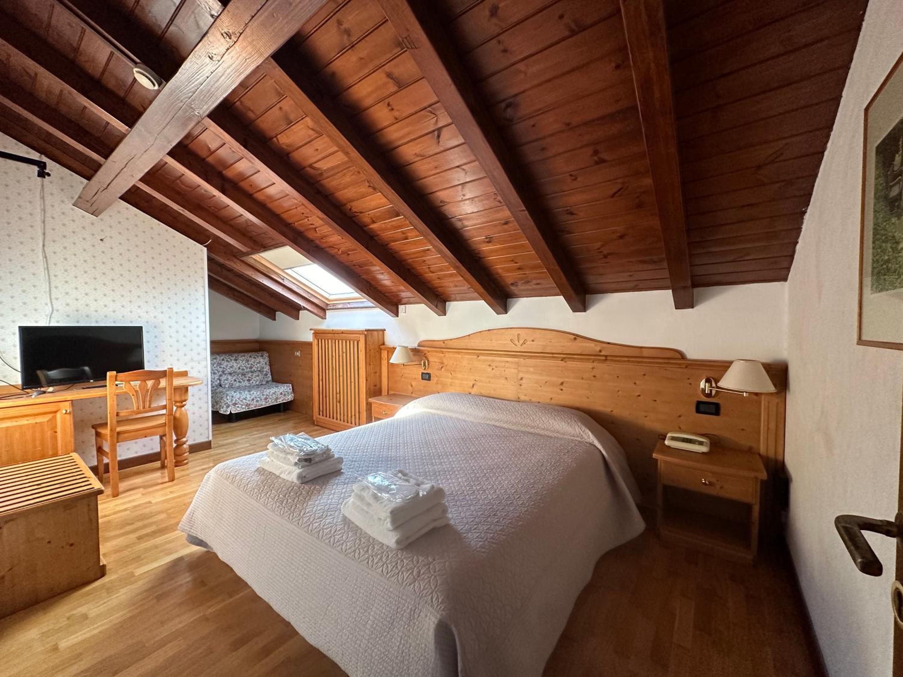 Two-Bedroom Suite photo 2