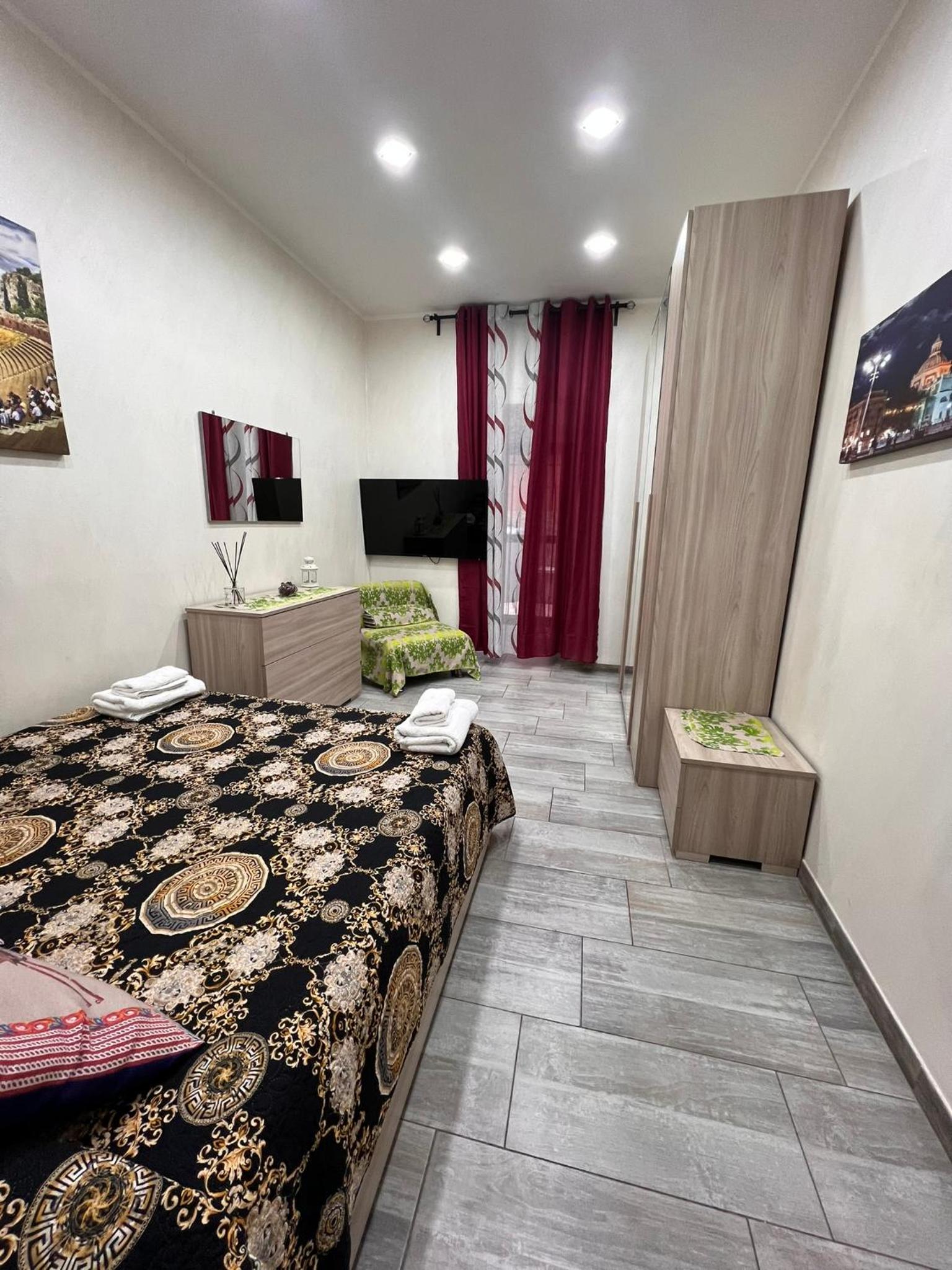One-Bedroom House