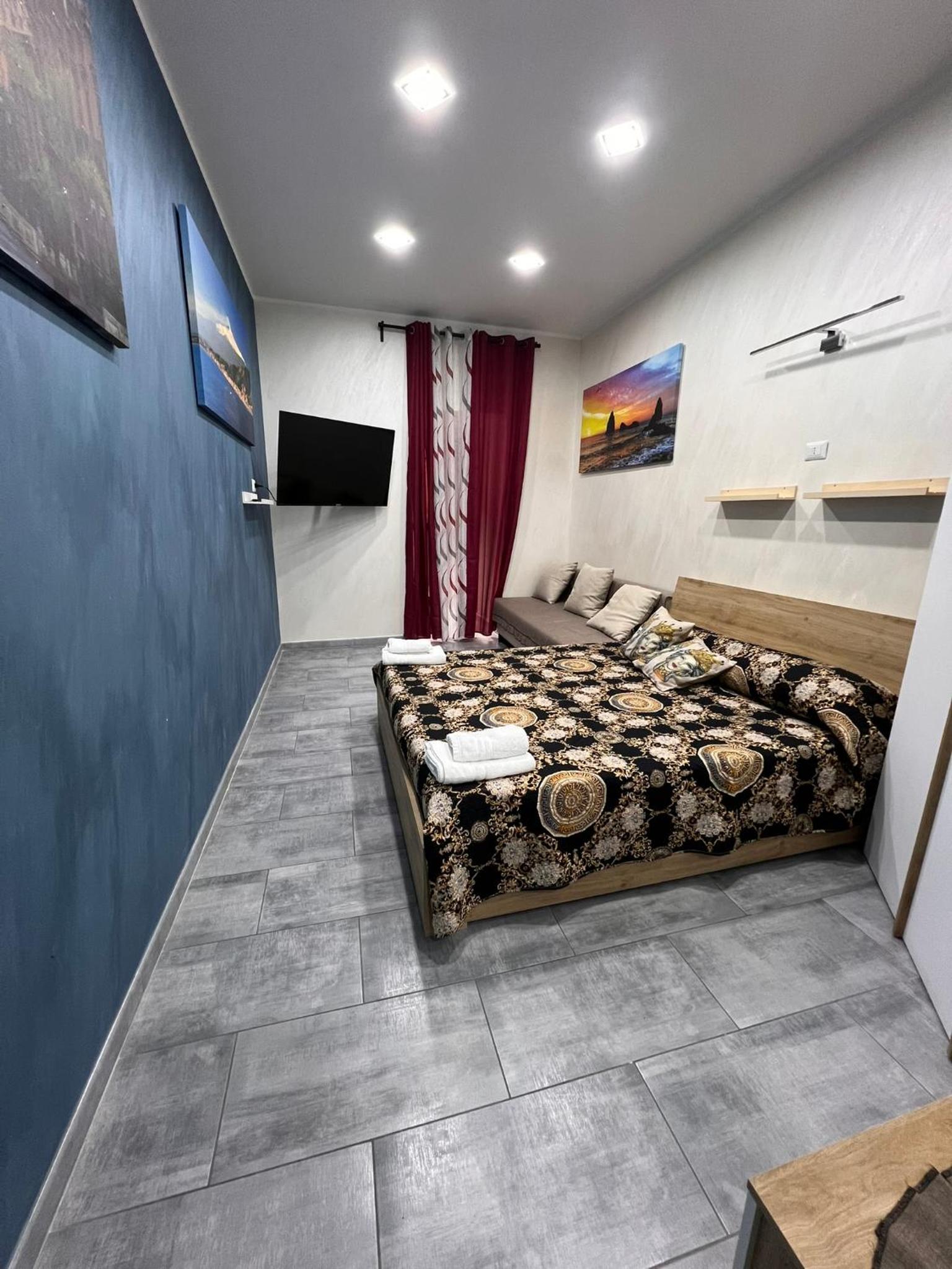 One-Bedroom House