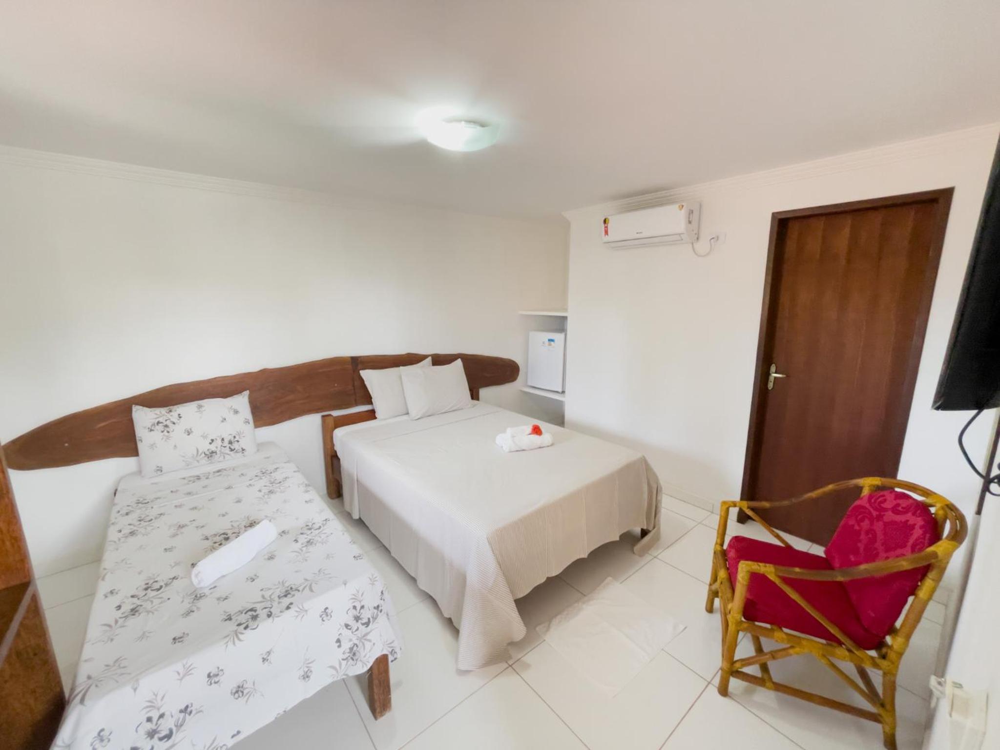 Basic Triple Room photo 2