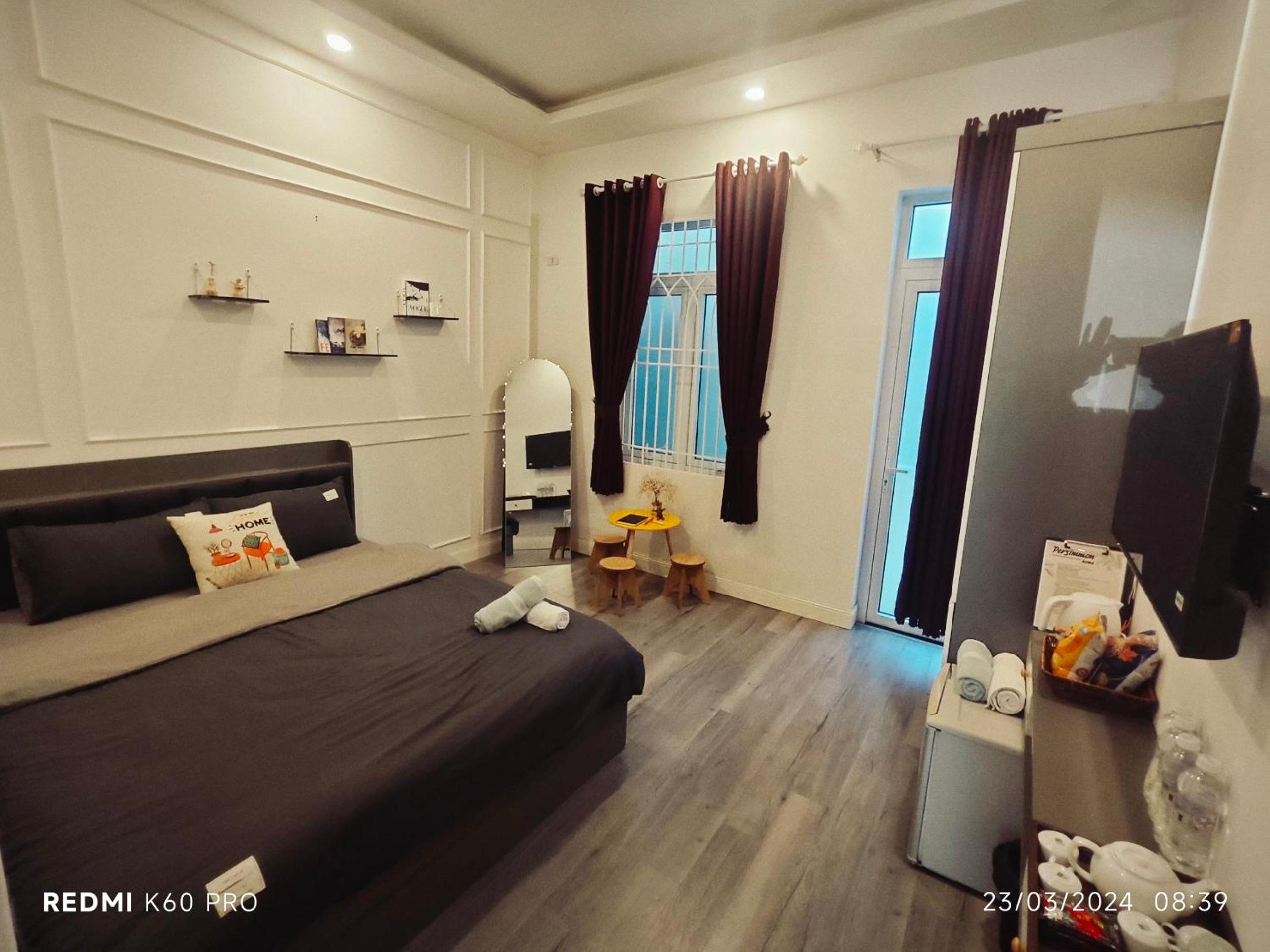 Large Single Room