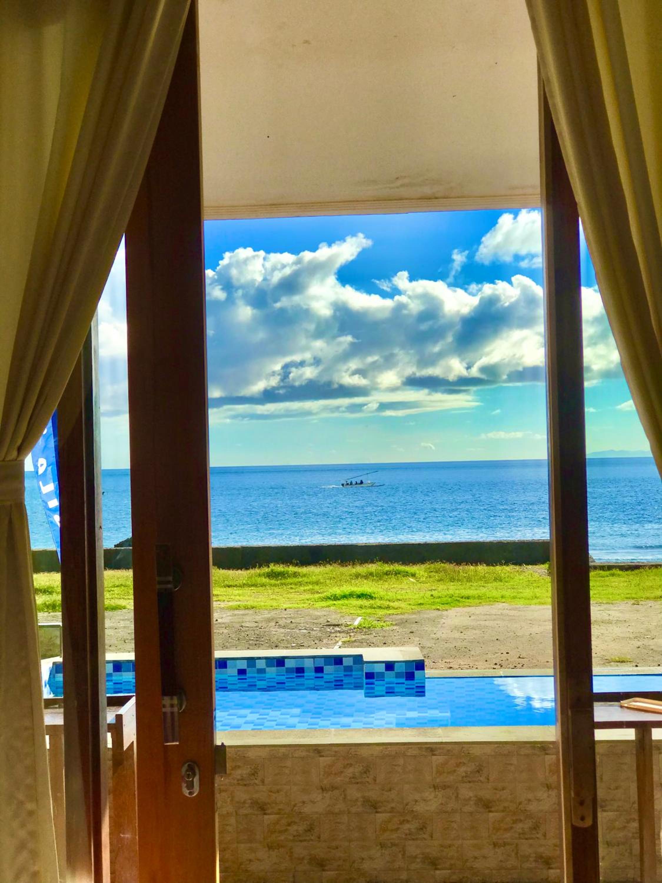 Double Room with Pool View - Photo 16