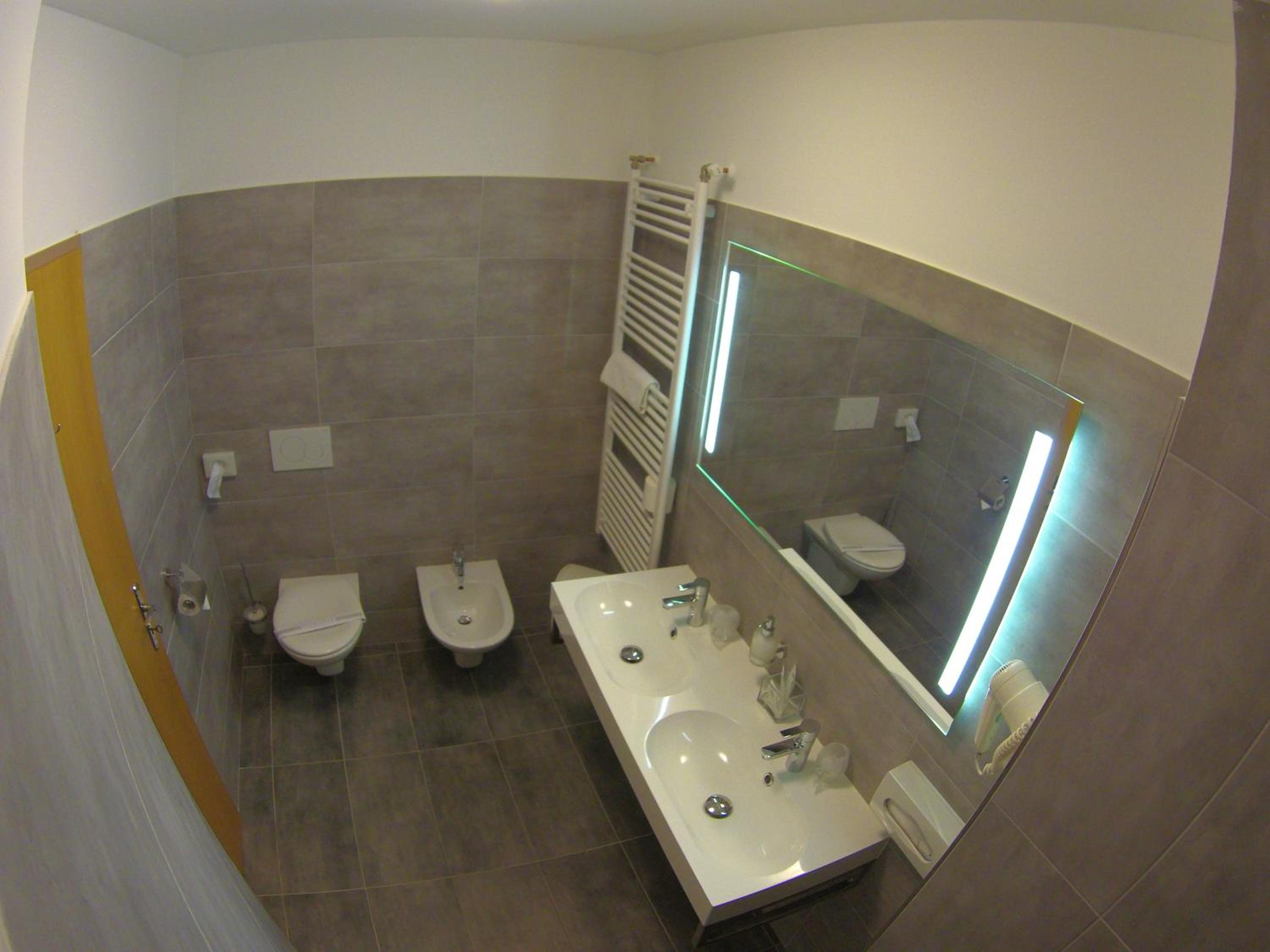 Suite - Photo 4