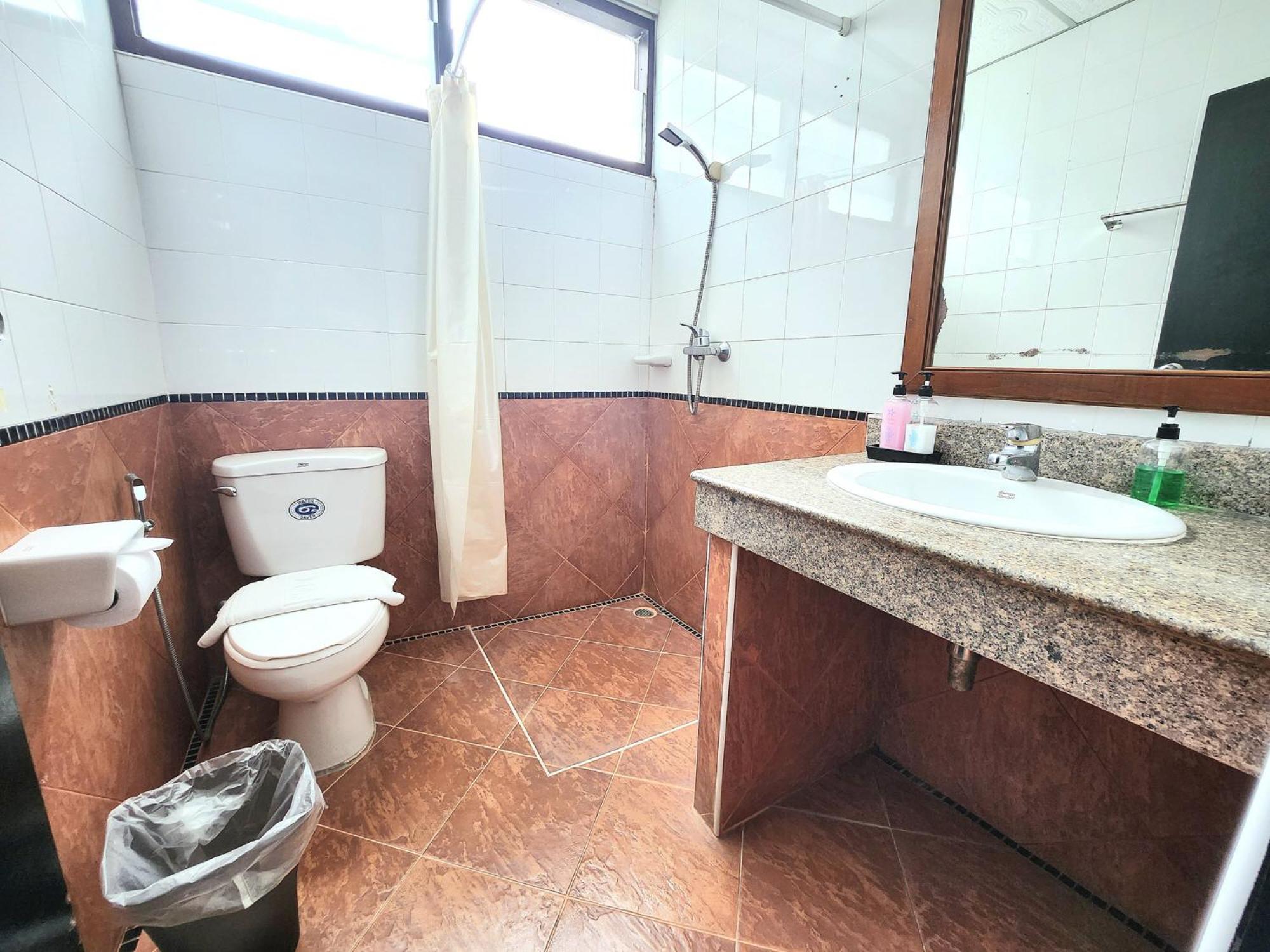 Superior Twin Room - Photo 3