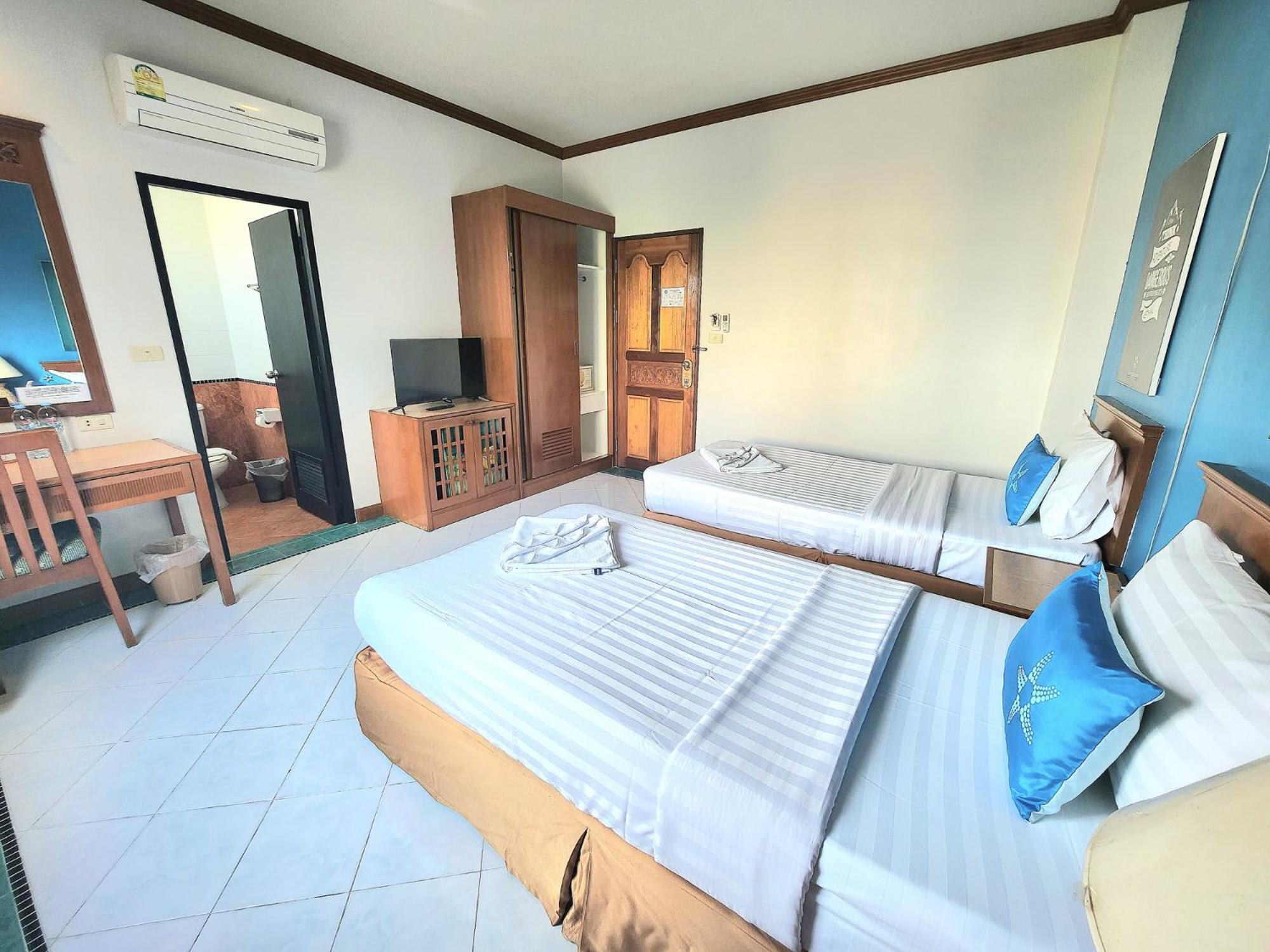 Superior Twin Room - Photo 5
