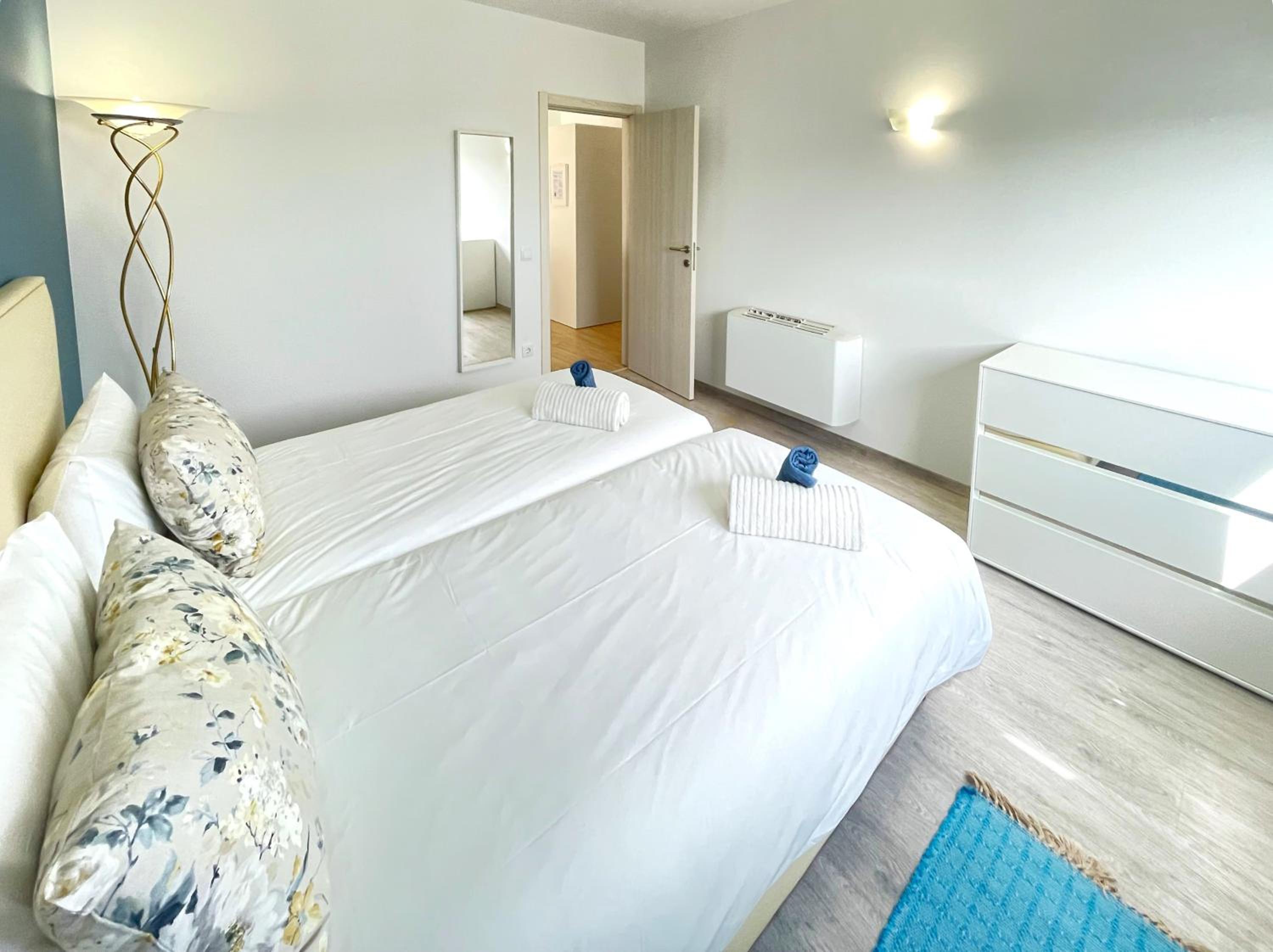 Two-Bedroom Apartment - Photo 5