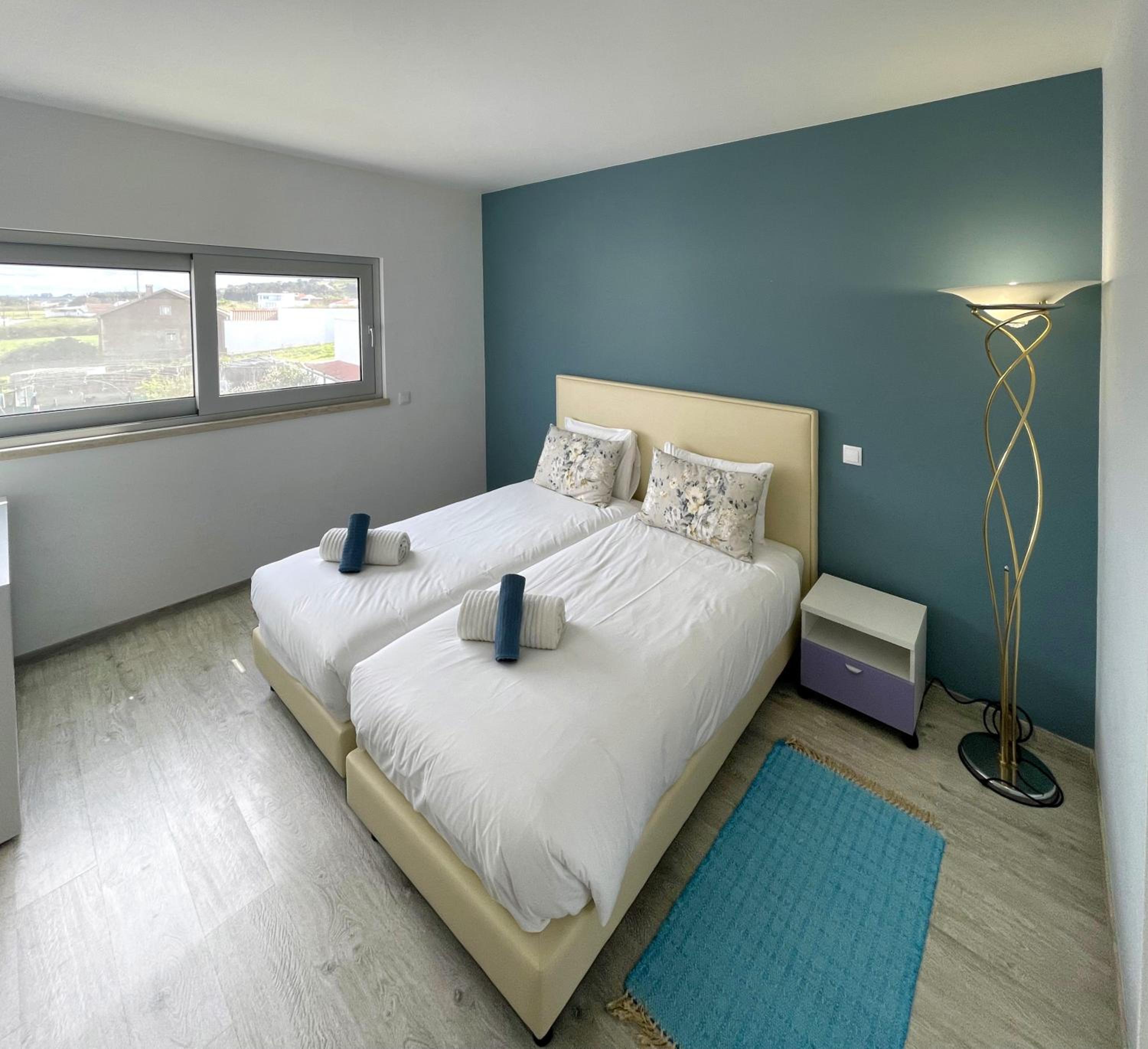 Two-Bedroom Apartment - Photo 11